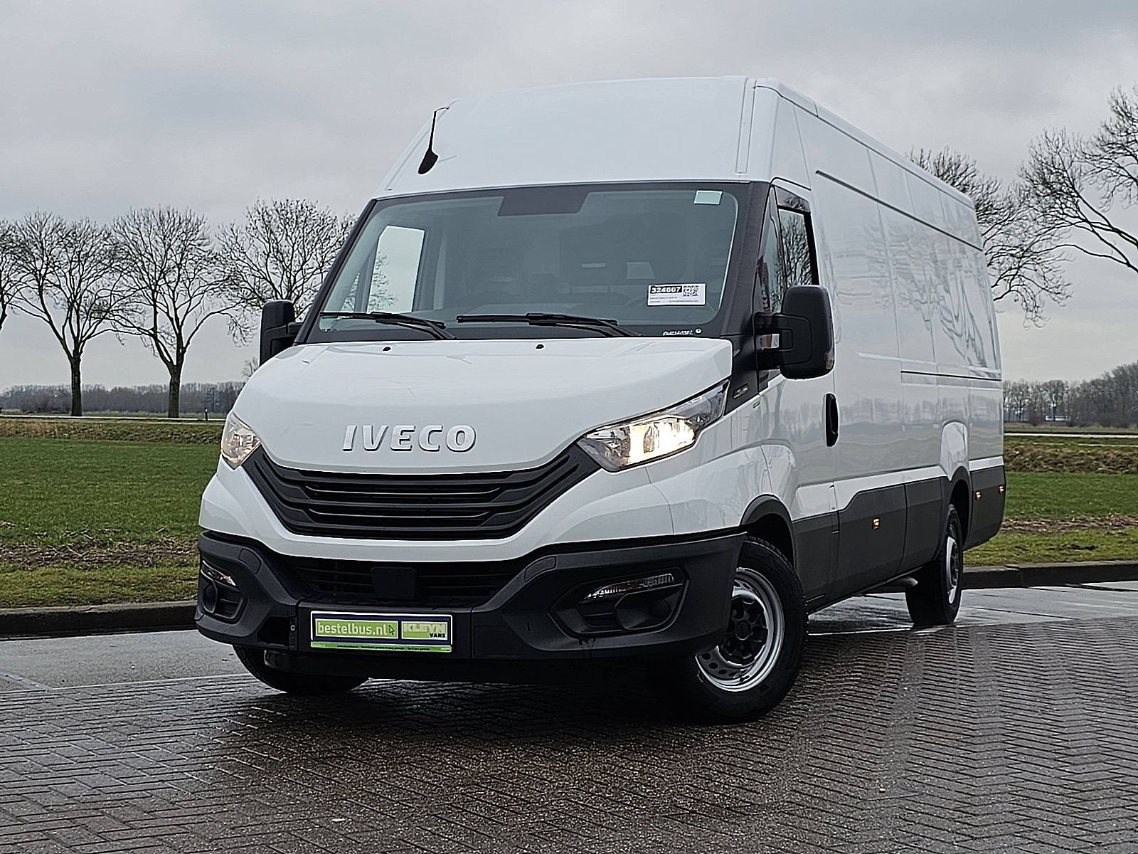 Iveco Daily 35S16V 2.3 L4H2 Airco 3 Zits Vleugeldeuren Euro6, Gebruikt, Iveco, Wit, Bedrijf