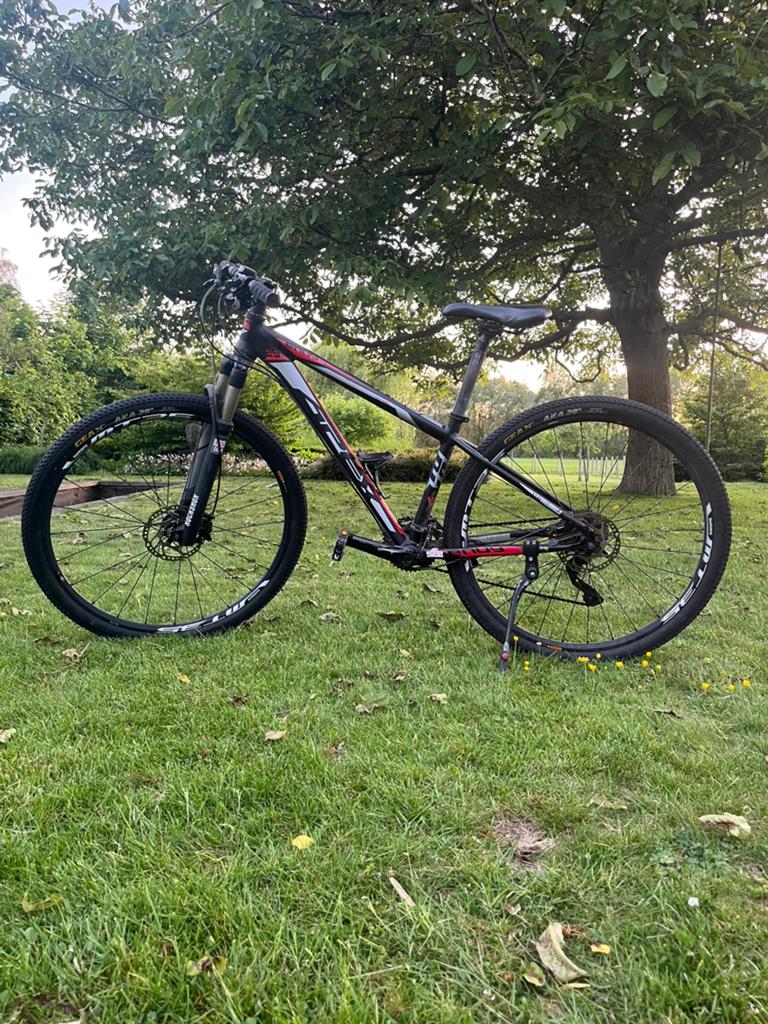 Full custom apex mtb 29 inch, Fietsen en Brommers, Hardtail, Zo goed als nieuw, Schijfrem, Ophalen