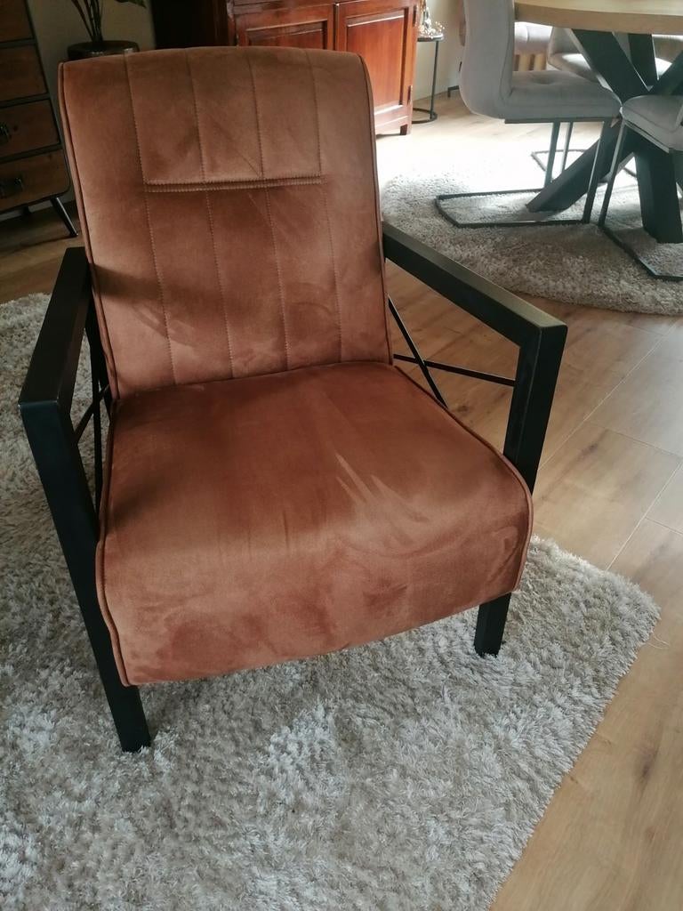 Mooie cognac kleurige stoel, Ophalen, Zo goed als nieuw, Hout, 50 tot 75 cm