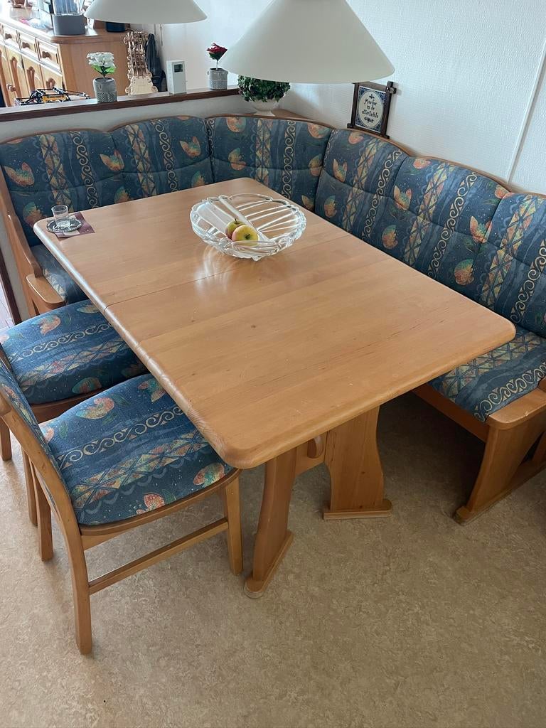 Houten eettafel met hoekbank en stoelen, Huis en Inrichting, Gebruikt, Vijf personen of meer, Oostenrijkse keuken zit bank uitschuifbaar voor grotere tafel