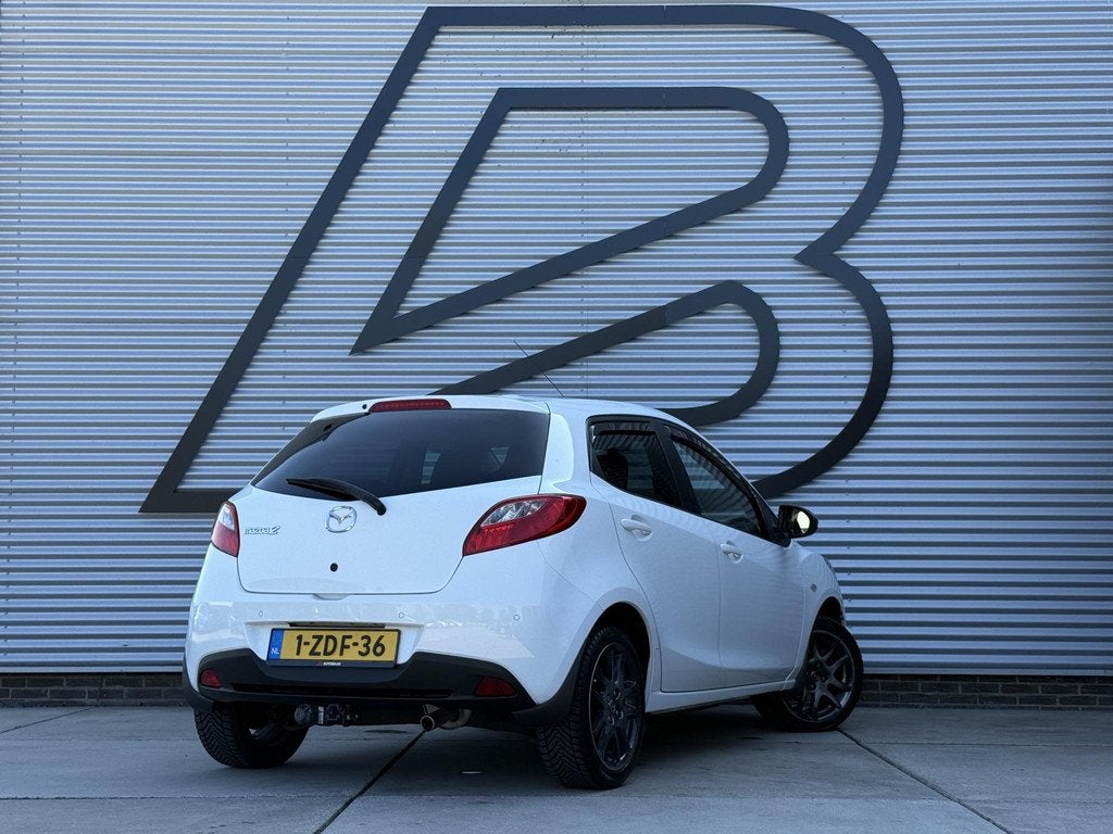 Mazda 2 1.3 Silver Edition 2e Eigenaar|Navi|Clima|Stoelverwa, Auto's, Mazda, Voorwielaandrijving, Euro 5, Stof, Gebruikt