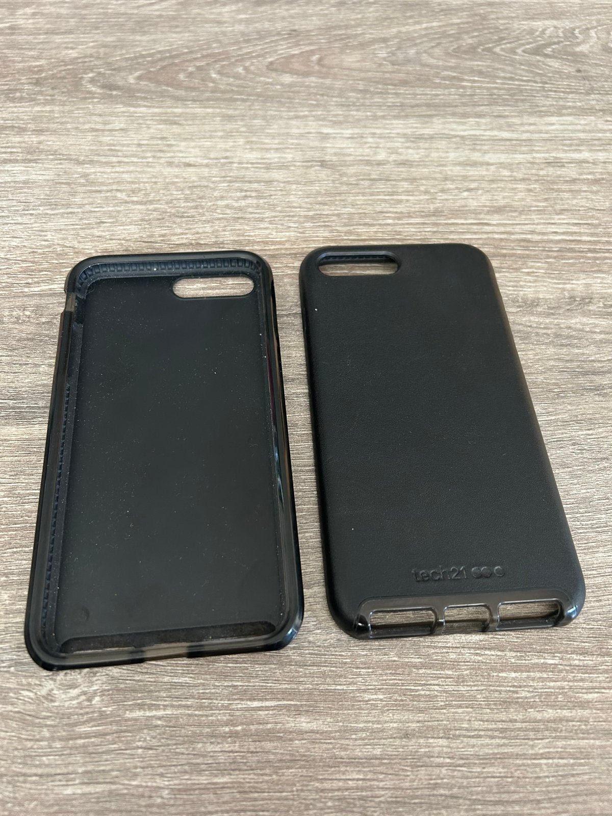 2x Tech21 Evo luxe Apple iPhone 8 Plus / 7 Plus Black, Ophalen of Verzenden, Zo goed als nieuw, Zwart