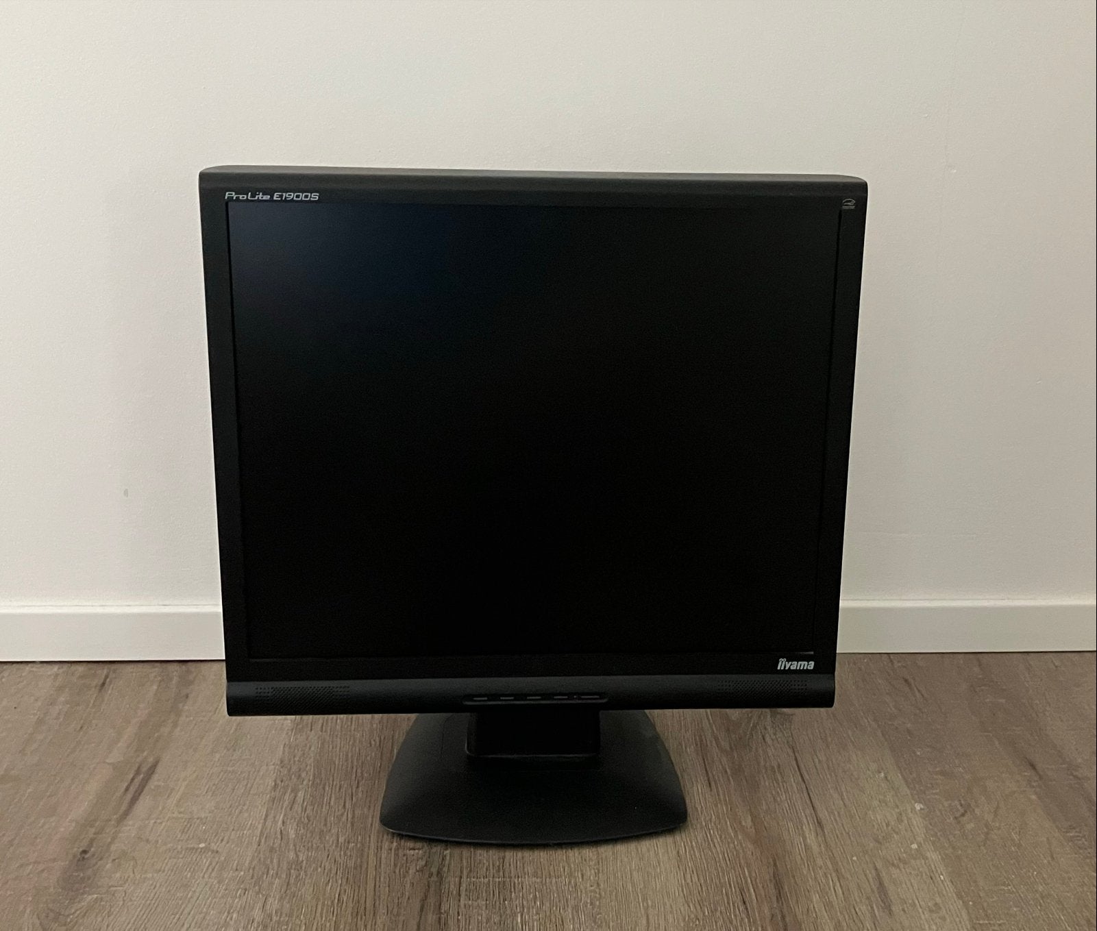 Iiyama ProLite E1900S Monitor - 47x39 cm, Computers en Software, Monitoren, Ophalen, Gebruikt