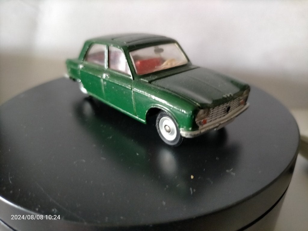 dinky toys meccano peugeot 204, Ophalen of Verzenden, Gebruikt, Auto, Norev
