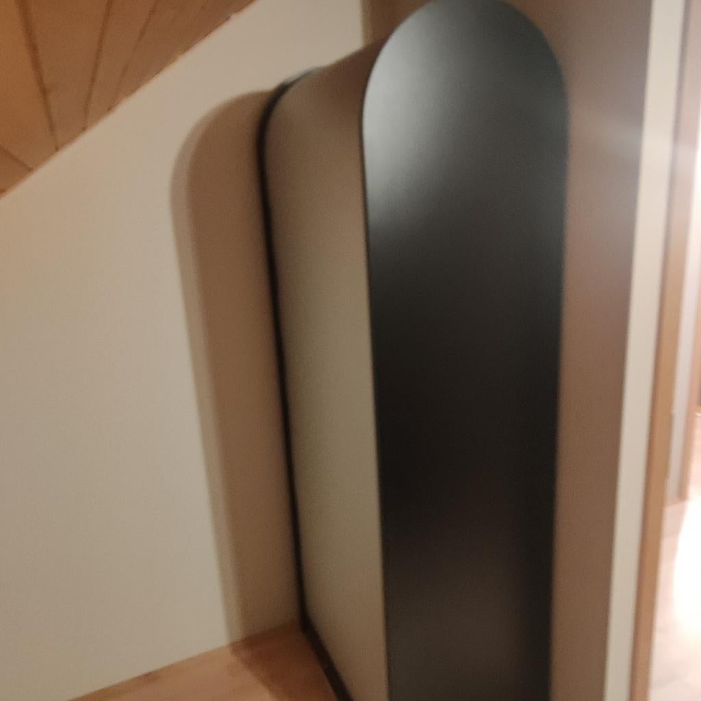 Kast rolldeur, 200 cm h. X80 cm bx40 cm d, Ophalen