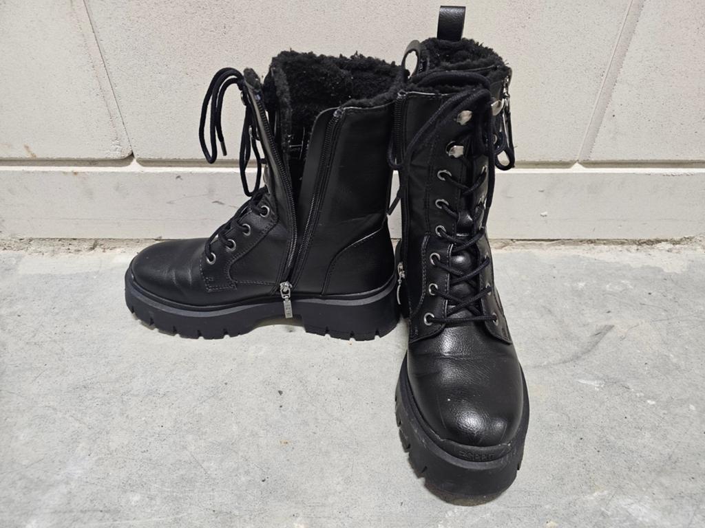 Esprit veterboot  - Als nieuw! Zwart, Ophalen, Zo goed als nieuw