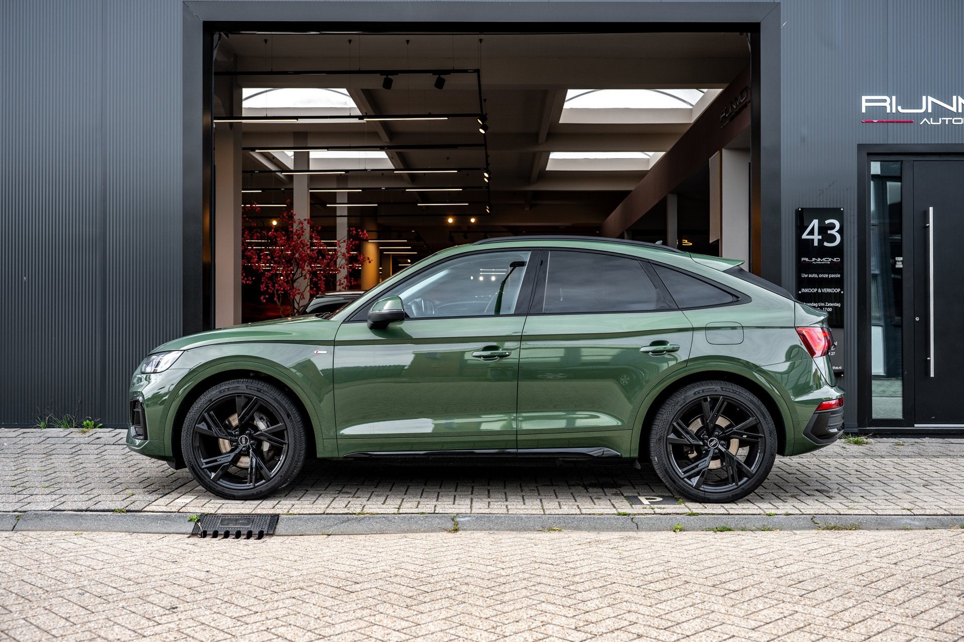 Audi Q5 Sportback 50 TFSI e S edition Competition 299 PK| De, Auto's, Automaat, Dealer onderhouden, Stof, Gebruikt