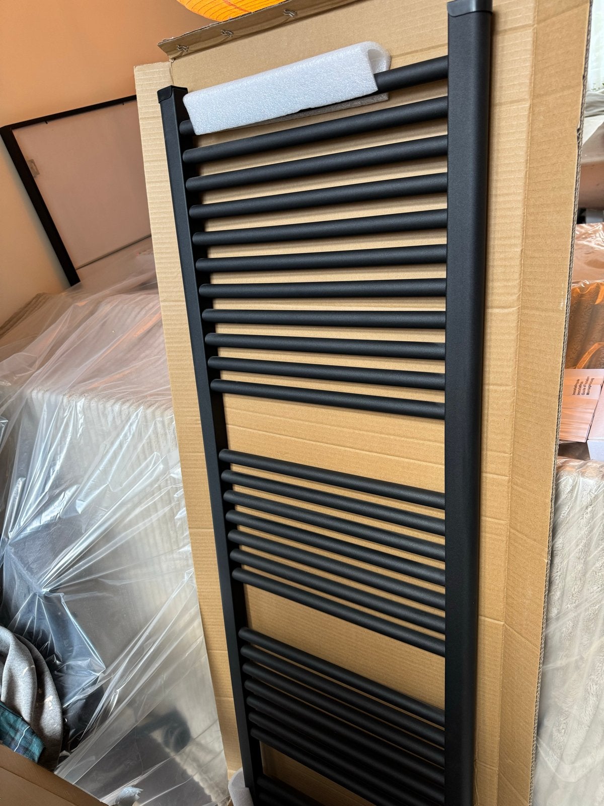 Nieuwe Vipera badkamerradiator 150x50 cm, compleet, Doe-het-zelf en Verbouw, Ophalen, Radiator, Nieuw, 60 tot 150 cm