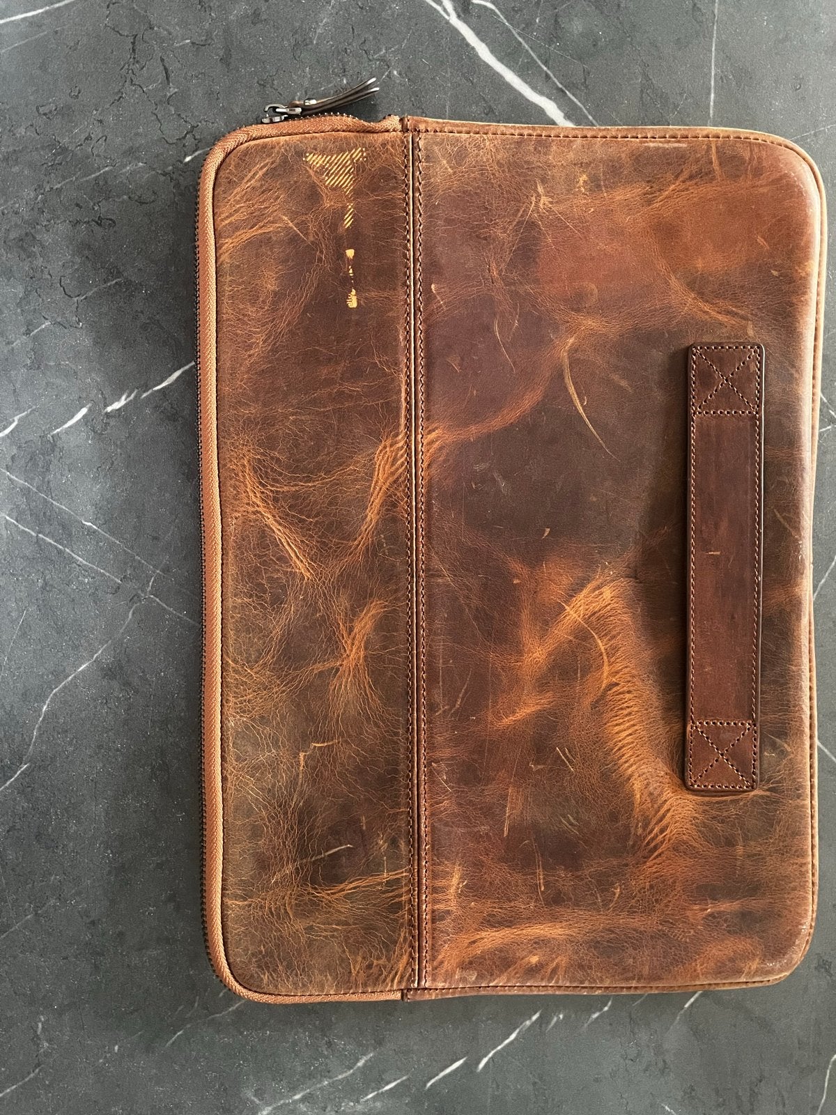 Solo Pelle Leren Hoes voor MacBook/iPad Pro 13/14 inch, Ophalen of Verzenden, Zo goed als nieuw, 13 inch