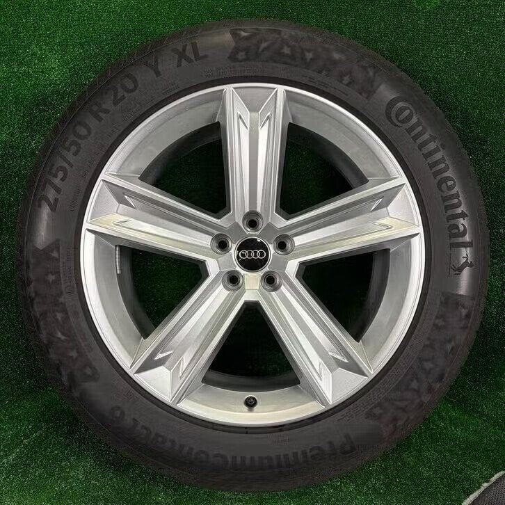 Originele 20 inch Audi velgen met banden Q7 SQ7 Q8, Audi, Gebruikt, 275 mm, Banden en Velgen