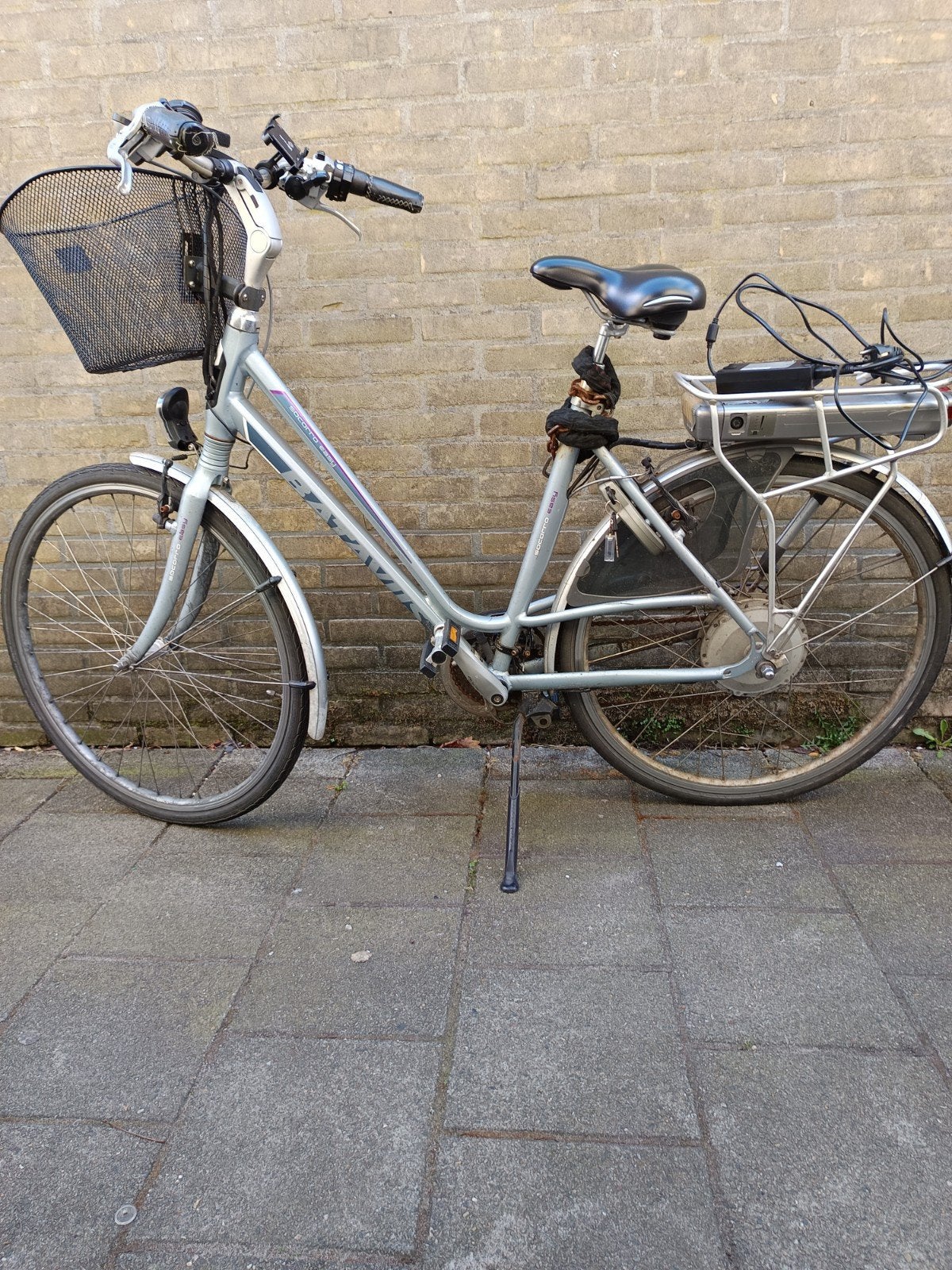Batavus Damesfiets meisjesfiets elektrische fiets E-bike, Fietsen en Brommers, Elektrische fietsen, Ophalen, Minder dan 30 km per accu