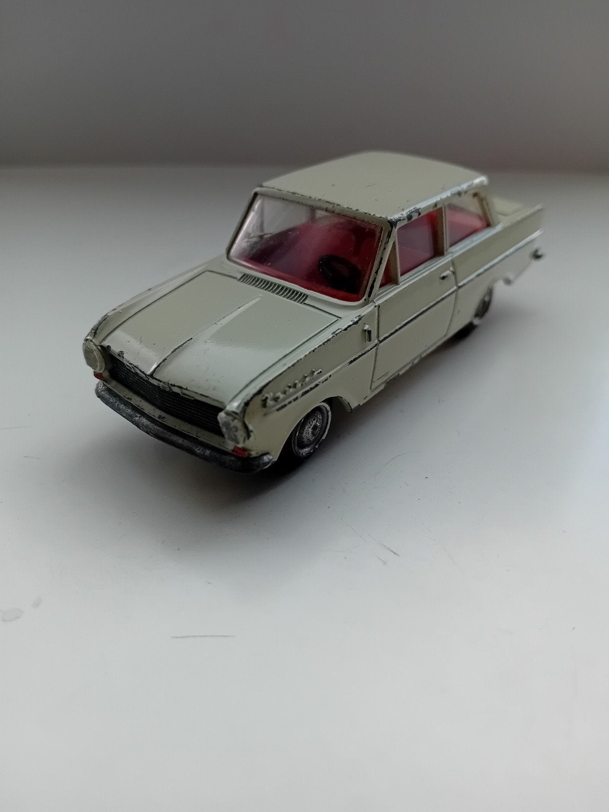 Tekno Denmark Opel kadett., Hobby en Vrije tijd, Modelauto's | 1:43, Ophalen of Verzenden, Auto, Overige merken