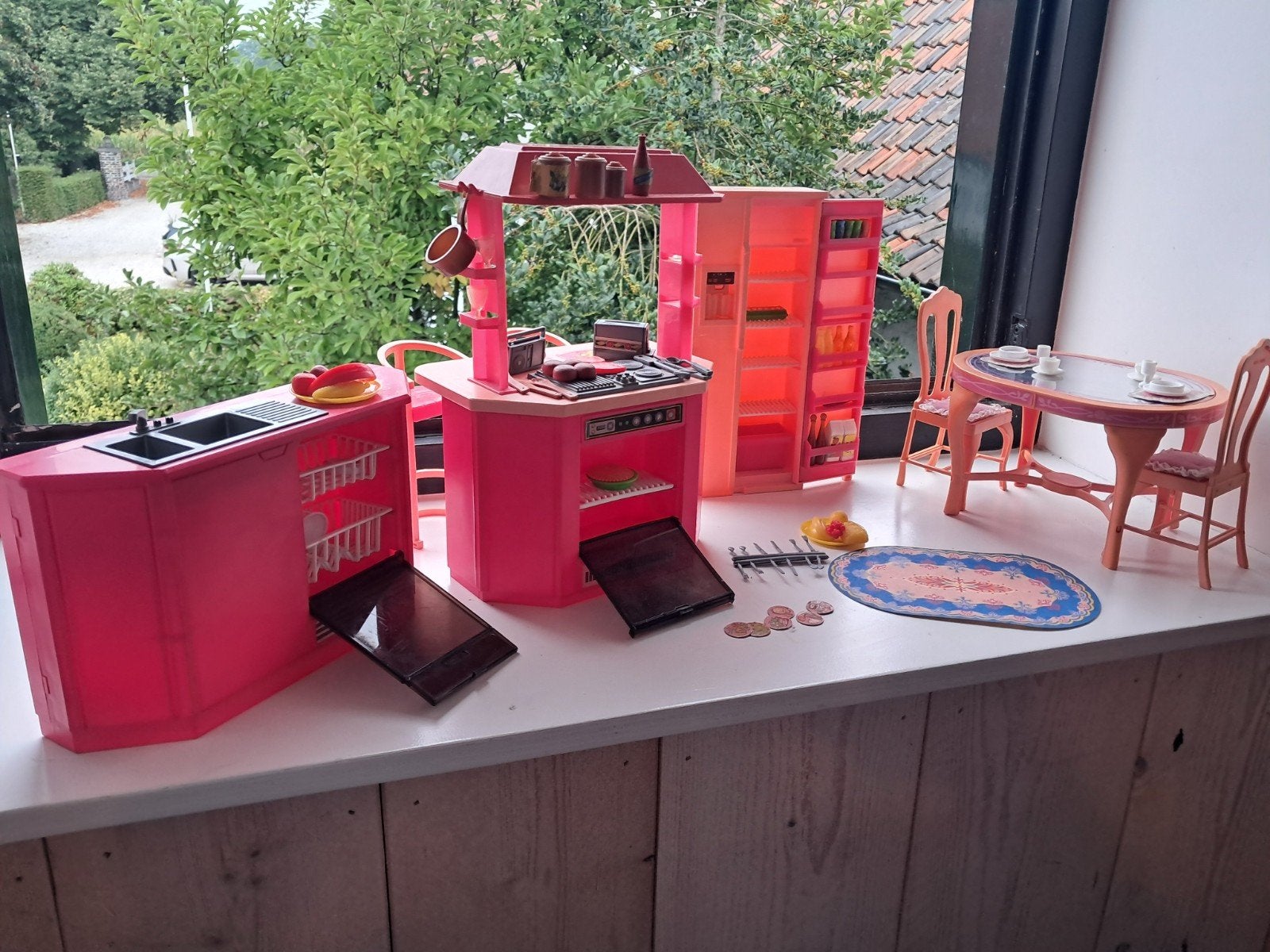 Mattel - Barbie Vintage keuken, koelkast en eettafel, Ophalen of Verzenden, Gebruikt, Overige typen