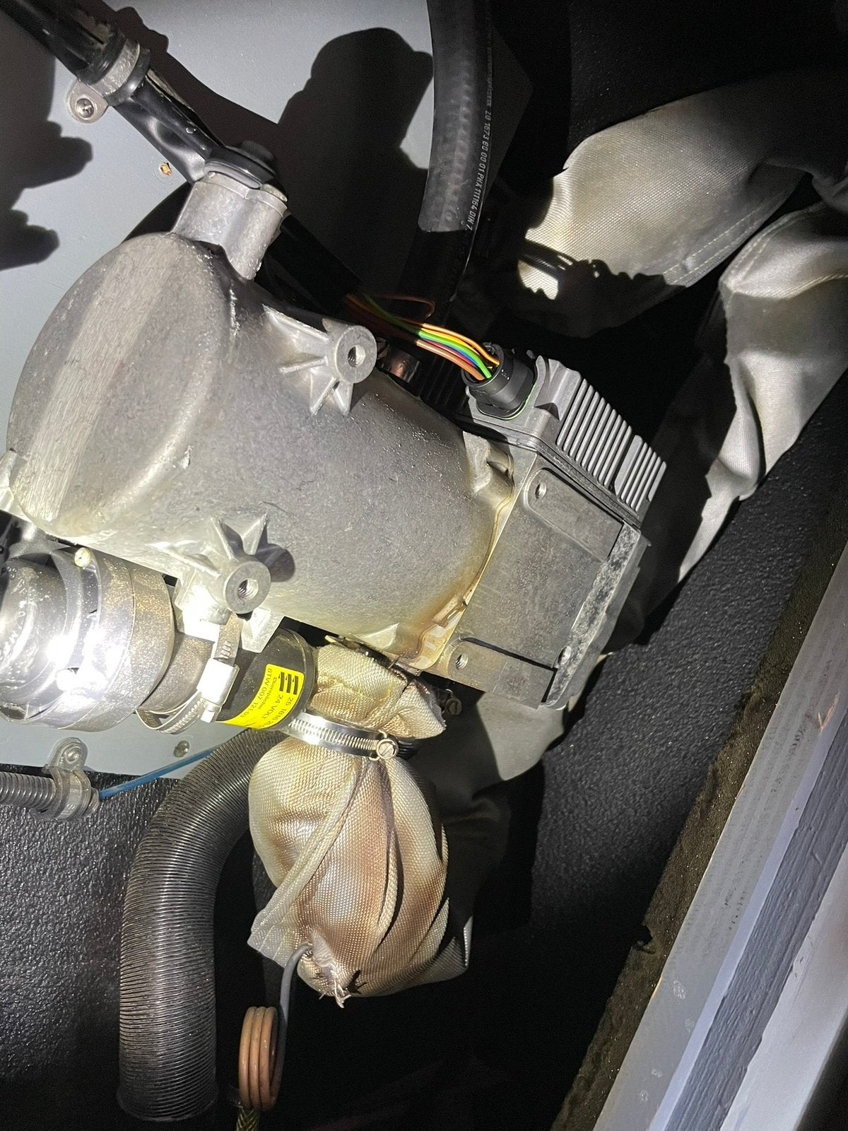 Eberspacher Hydronik 10 CV kachel., Ophalen, Motor en Techniek