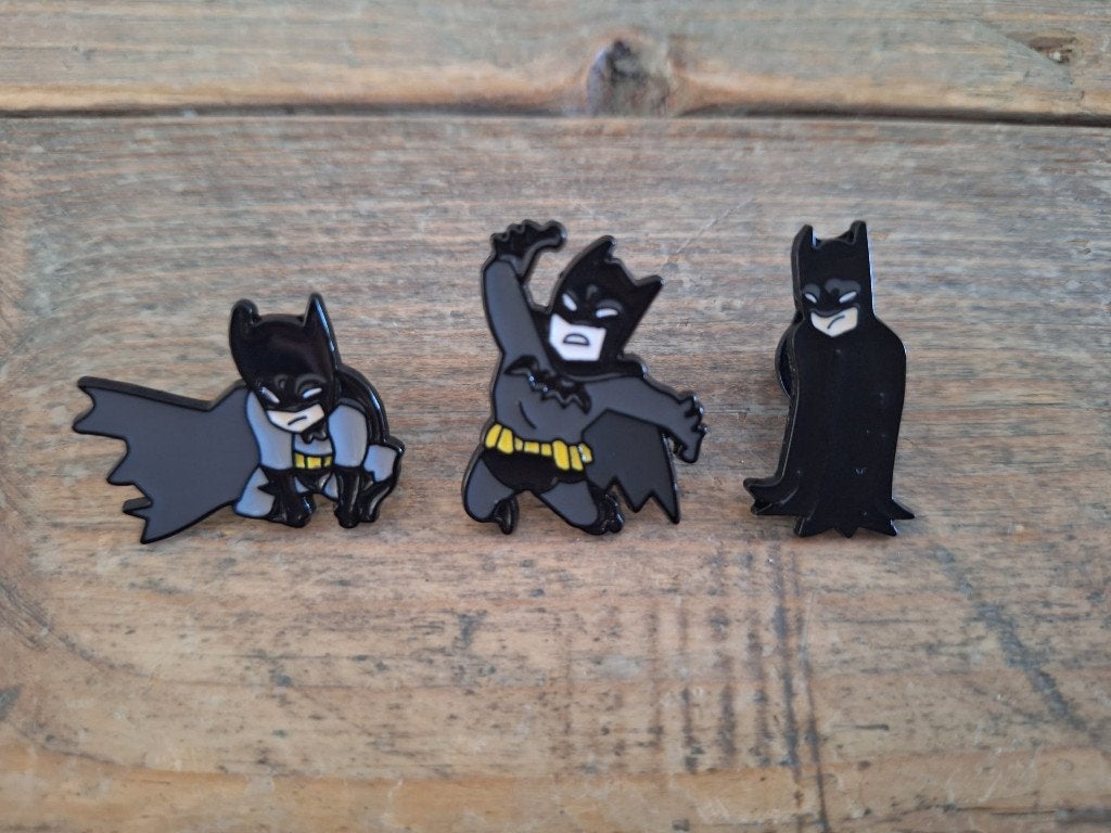 3 grappige pins van Batman te koop, Verzamelen, Speldjes, Pins en Buttons, Ophalen of Verzenden, Nieuw, Overige onderwerpen, Speldje of Pin