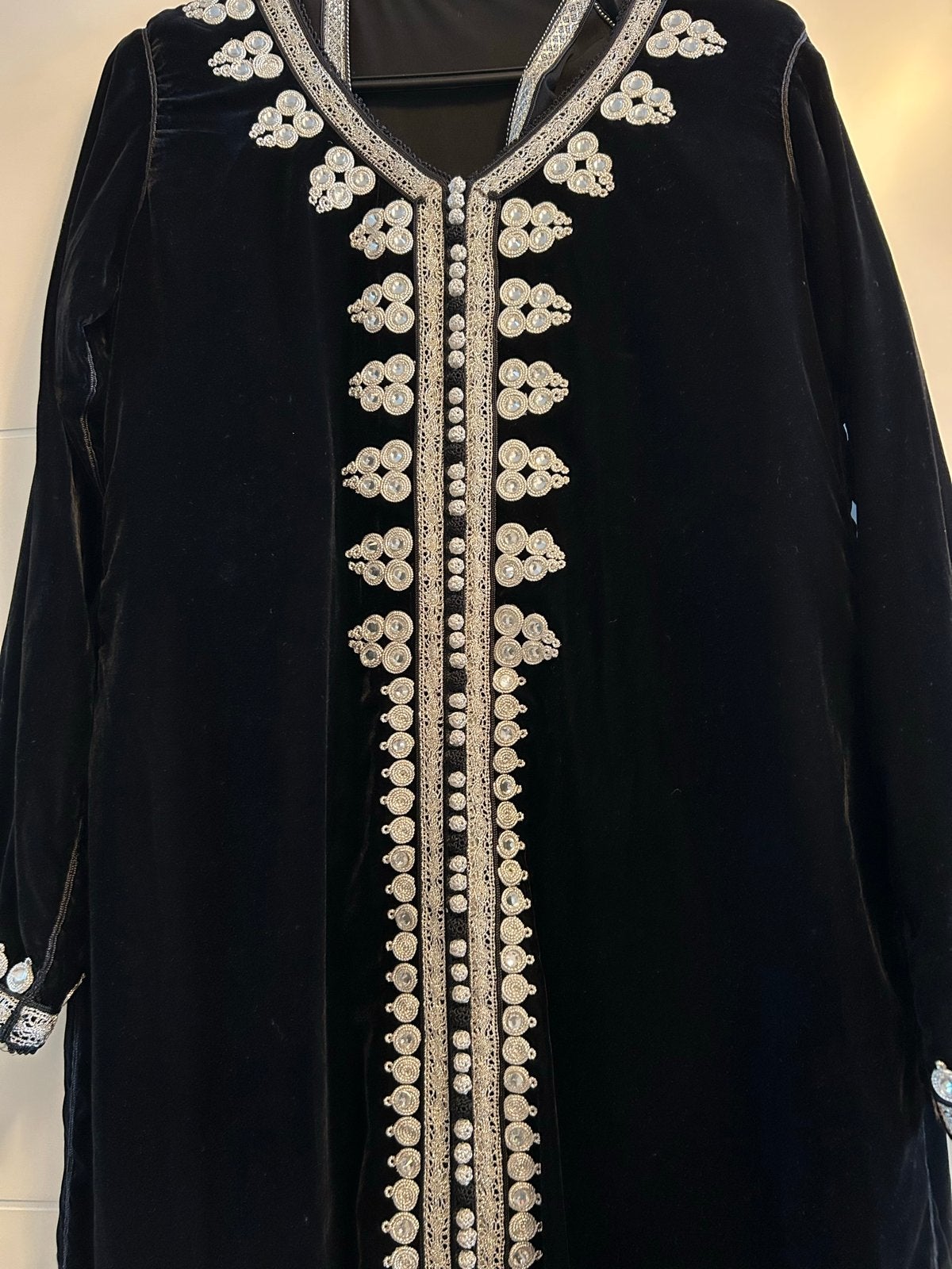 Elegante Zwarte Marokkaanse Takchita (Mobra) - Maat S/M, Zwart, Ophalen of Verzenden, Zo goed als nieuw, Maat 36 (S)