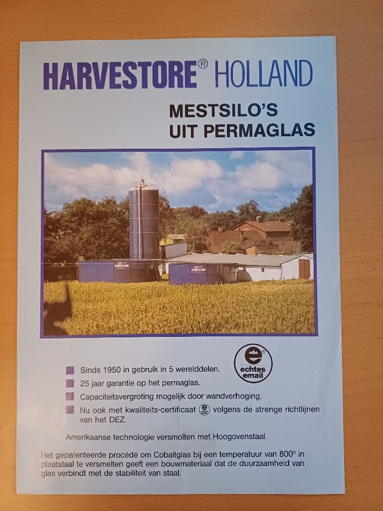 Folder Harvestore Holland mestsilo's uit Permaglas, Boeken, Ophalen of Verzenden, Gelezen, Tractor en Landbouw