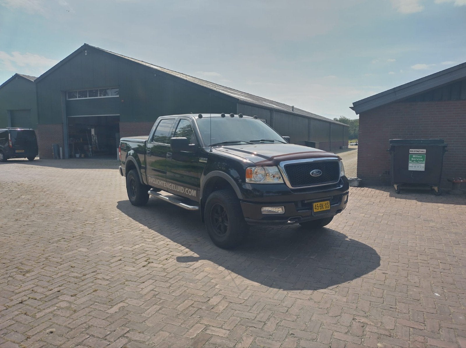 Ford F150 5.4 Triton 2004 (marge youngtimer) met nieuwe APK, Auto's, Automaat, USB, 5400 cc, Zwart