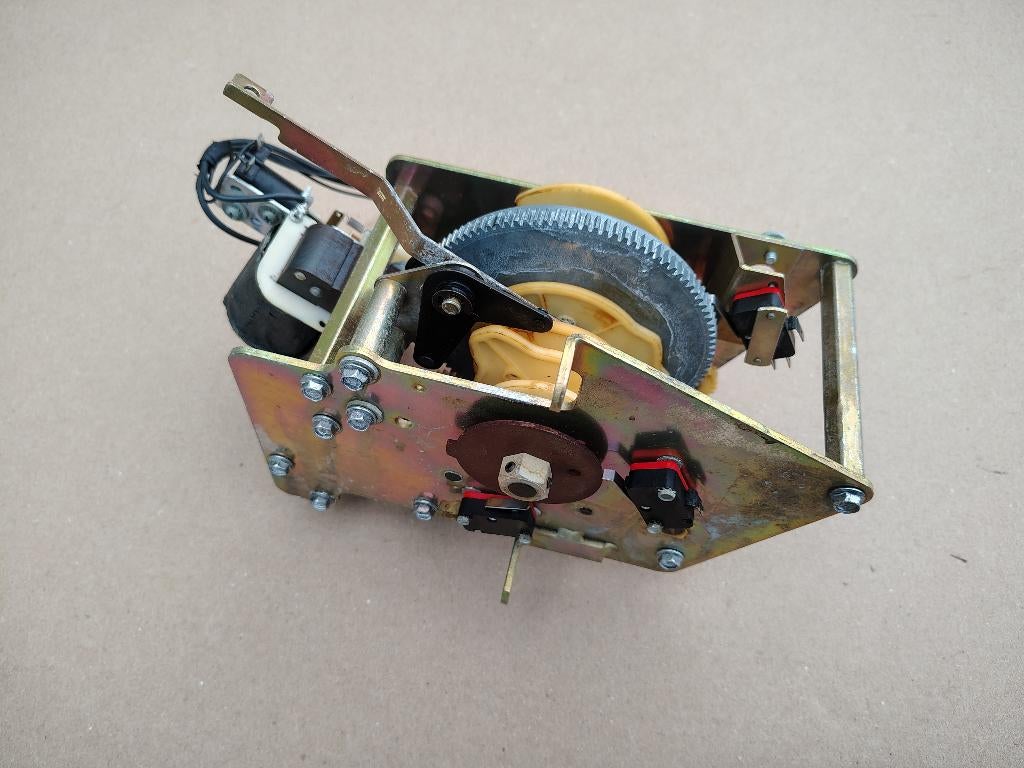 Gripper Motor Wurlitzer 3800 Americana (1973) jukebox, Verzenden, Gebruikt, 1950 tot 1960, Seeburg