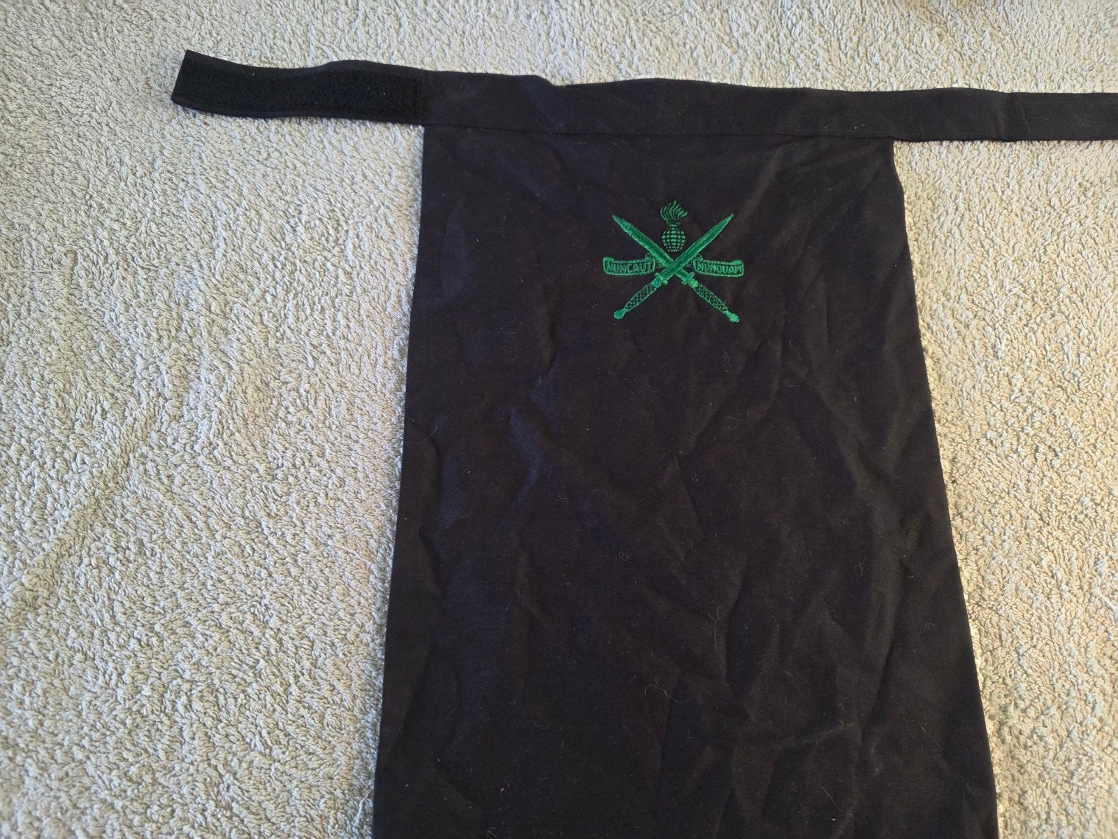 Halsdoek KCT. Nieuw., Verzamelen, Militaria | Algemeen, Ophalen of Verzenden, Landmacht, Nederland, Embleem of Badge