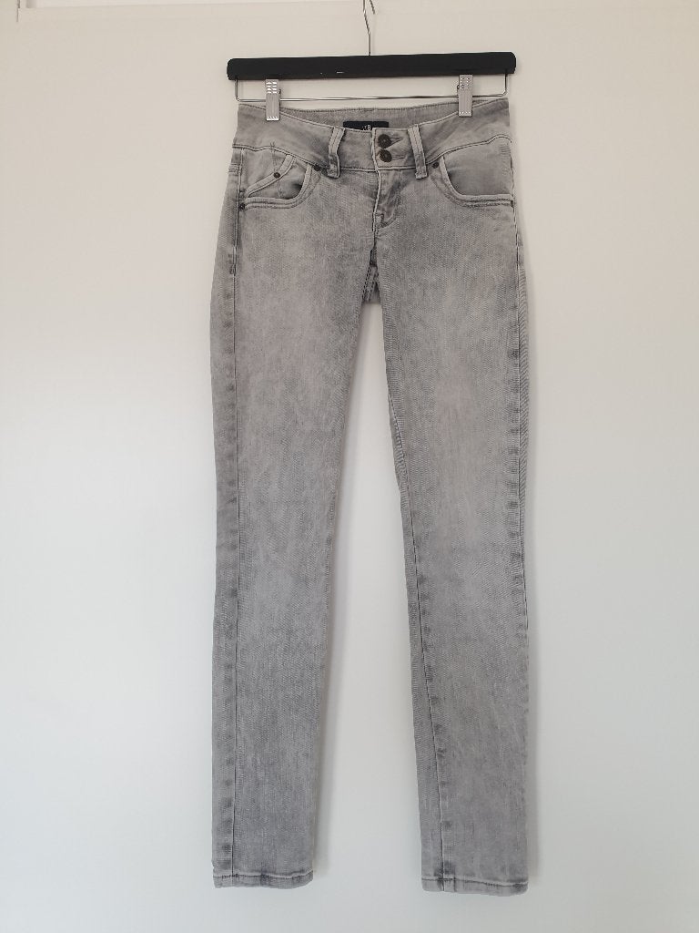 LTB Low Rise Super Slim Jeans Lichtgrijs W25 L30, Kleding | Dames, Ophalen of Verzenden, Zo goed als nieuw, LTB, W27 (confectie 34) of kleiner