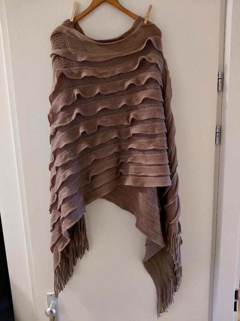 Poncho bruin, Ophalen of Verzenden, Zo goed als nieuw, Bruin