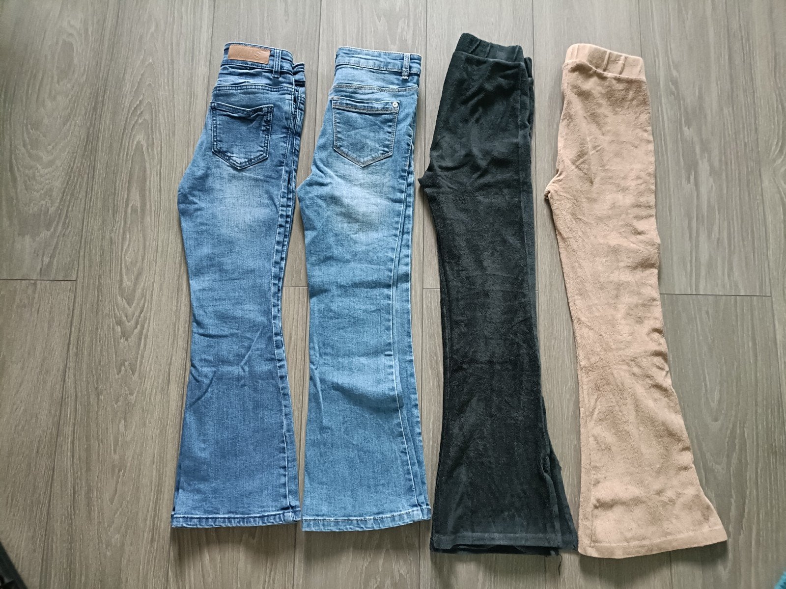 Pakket broeken meisje maat 134, Kinderen en Baby's, Kinderkleding | Kinder-kledingpakketten, Ophalen of Verzenden, Gebruikt, Maat 134