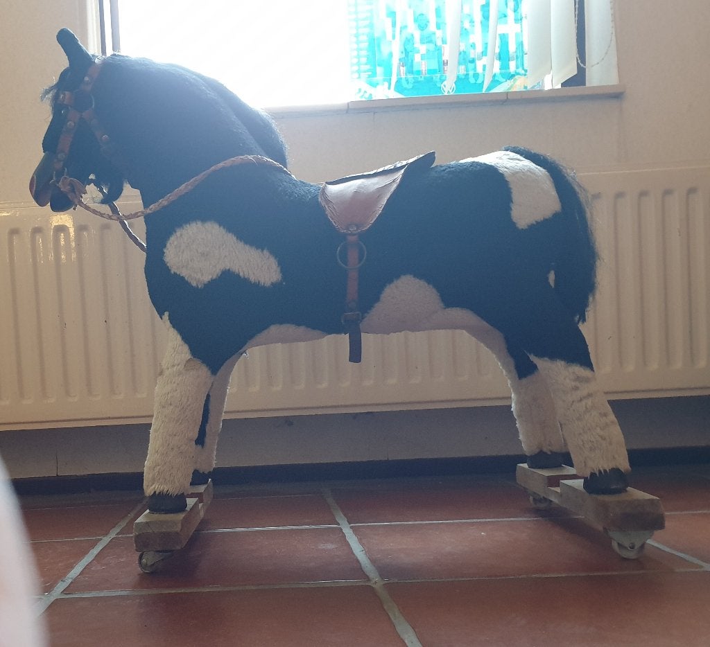 Houten Antieke Paard op Wielen, Ophalen of Verzenden