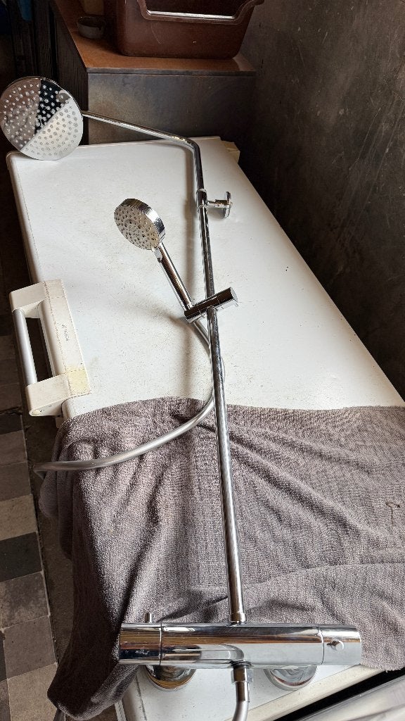 Luxe Damixa Regendouche, Doe-het-zelf en Verbouw, Ophalen, Gebruikt, Chroom, Douche