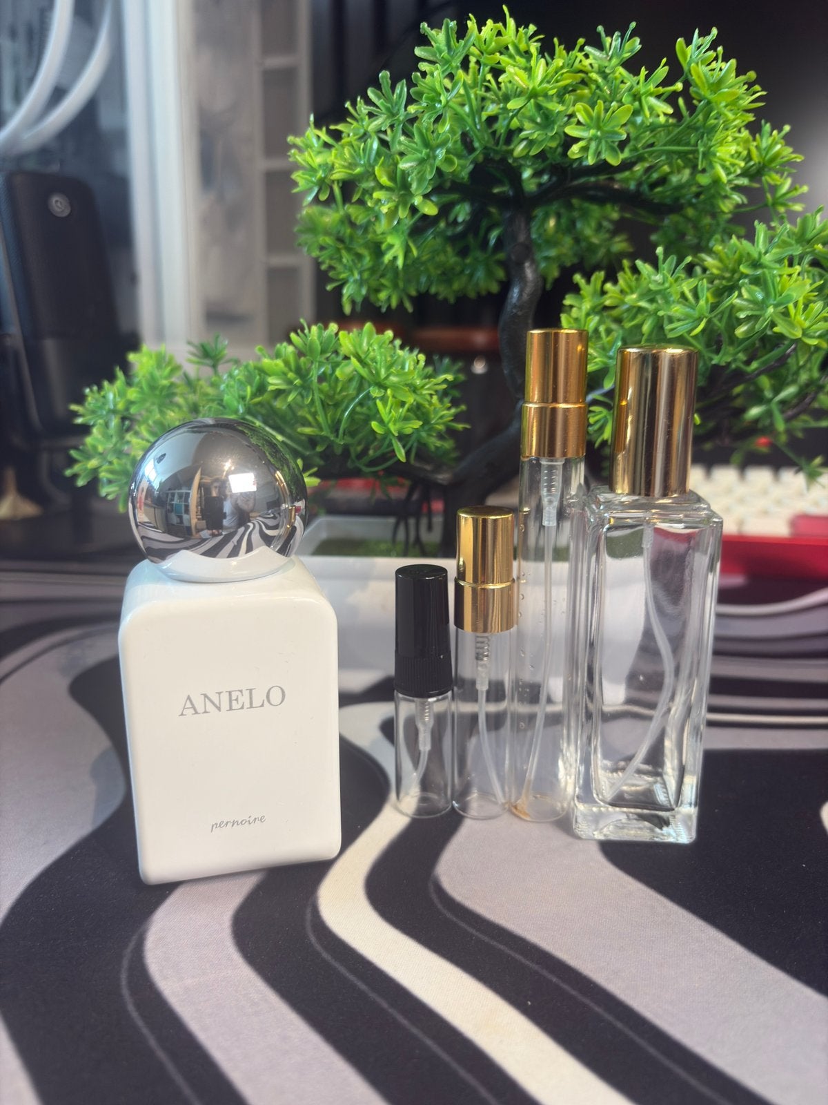 Pernoire - Anelo Sample/Tester/Decant, Sieraden, Tassen en Uiterlijk, Uiterlijk | Parfum, Ophalen, Zo goed als nieuw
