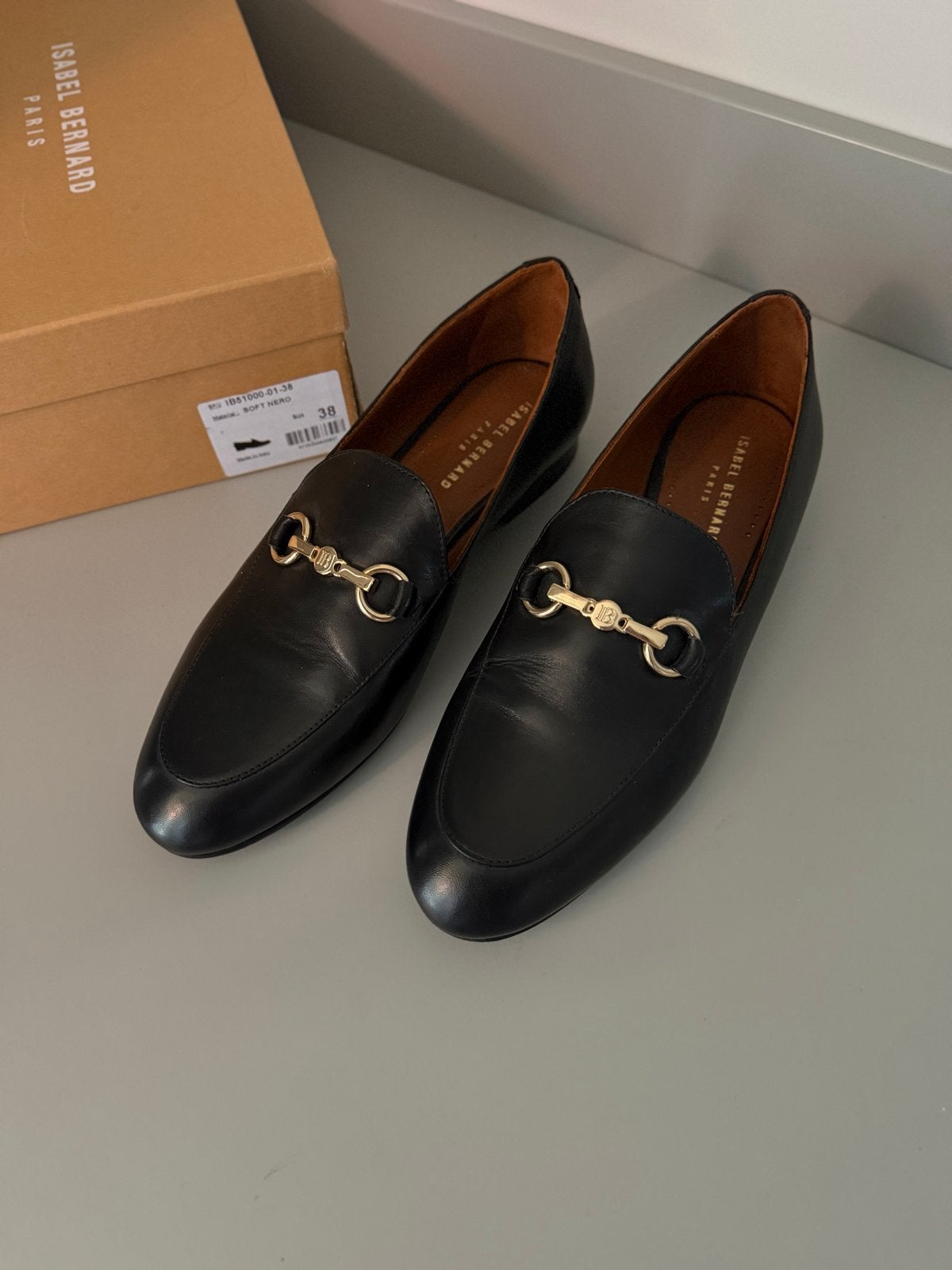 Isabel Bernard Loafers - Nieuw, Maat 38 valt als 37.5, Ophalen of Verzenden, Nieuw, Zwart, Instappers