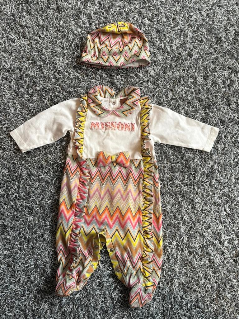 Missoni pakje met de bekende zigzag print 62, Ophalen of Verzenden, Zo goed als nieuw, Meisje, Pakje