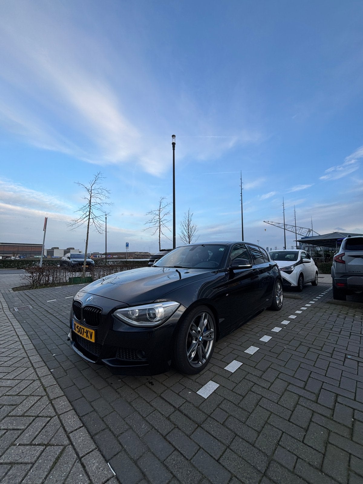 Foto 16 van BMW 1-Serie 116I 100KW 5DR 2014 Zwart