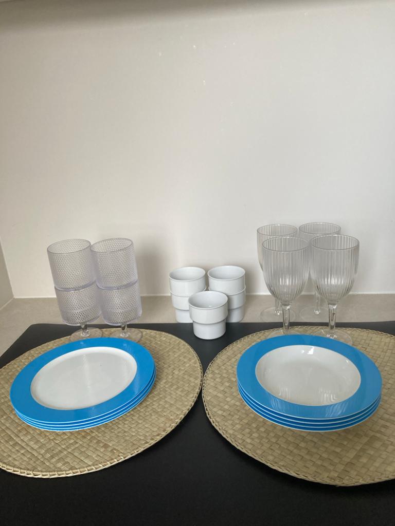 Mepal camping servies en glazen, Caravans en Kamperen, Kampeeraccessoires, Ophalen of Verzenden, Zo goed als nieuw