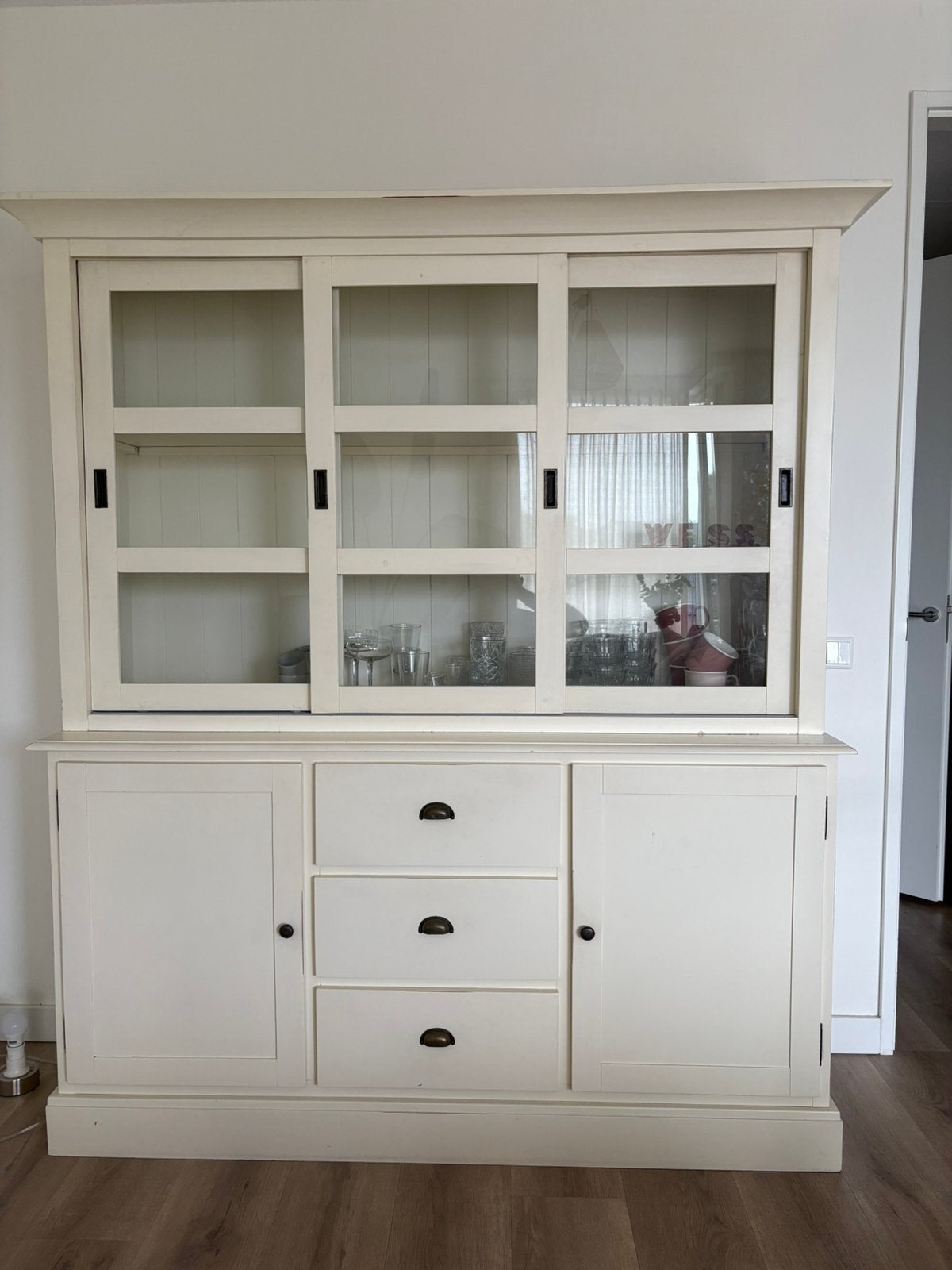 Landelijke buffetkast / vitrinekast wit 166 cm breed, Ophalen, 200 cm of meer, 150 tot 200 cm, Onbekend
