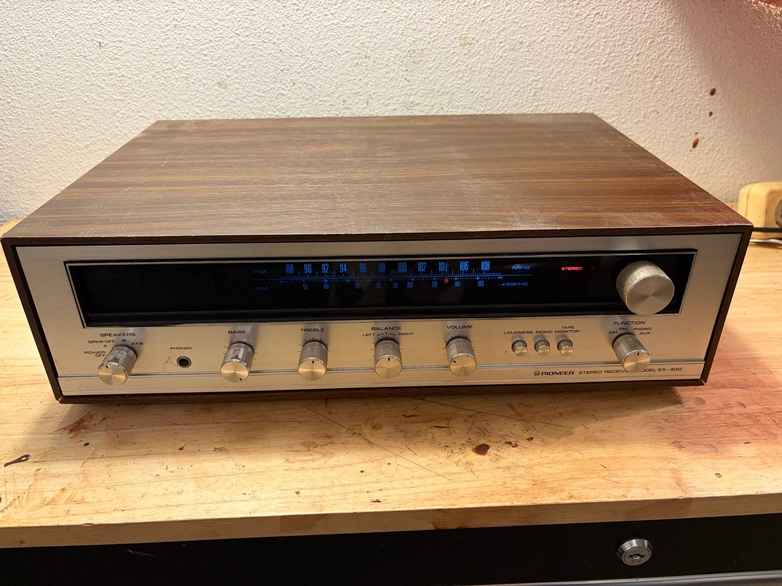 Pioneer SX-300 Stereo Receiver - Rechterkanaal zwak, Audio, Tv en Foto, Versterkers en Receivers, Ophalen, Gebruikt, Pioneer, Minder dan 60 watt