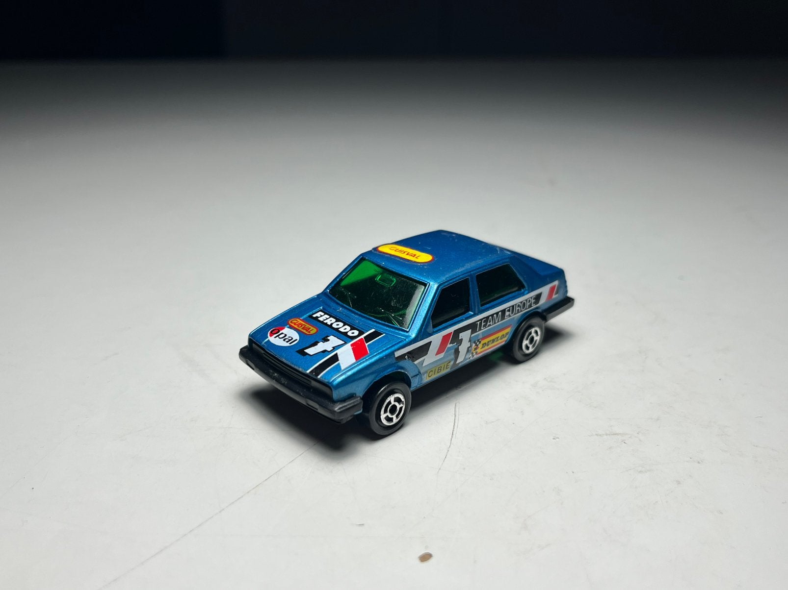 Guisval - Seat Malaga - Schaal 1:64, Ophalen of Verzenden, Zo goed als nieuw, Auto
