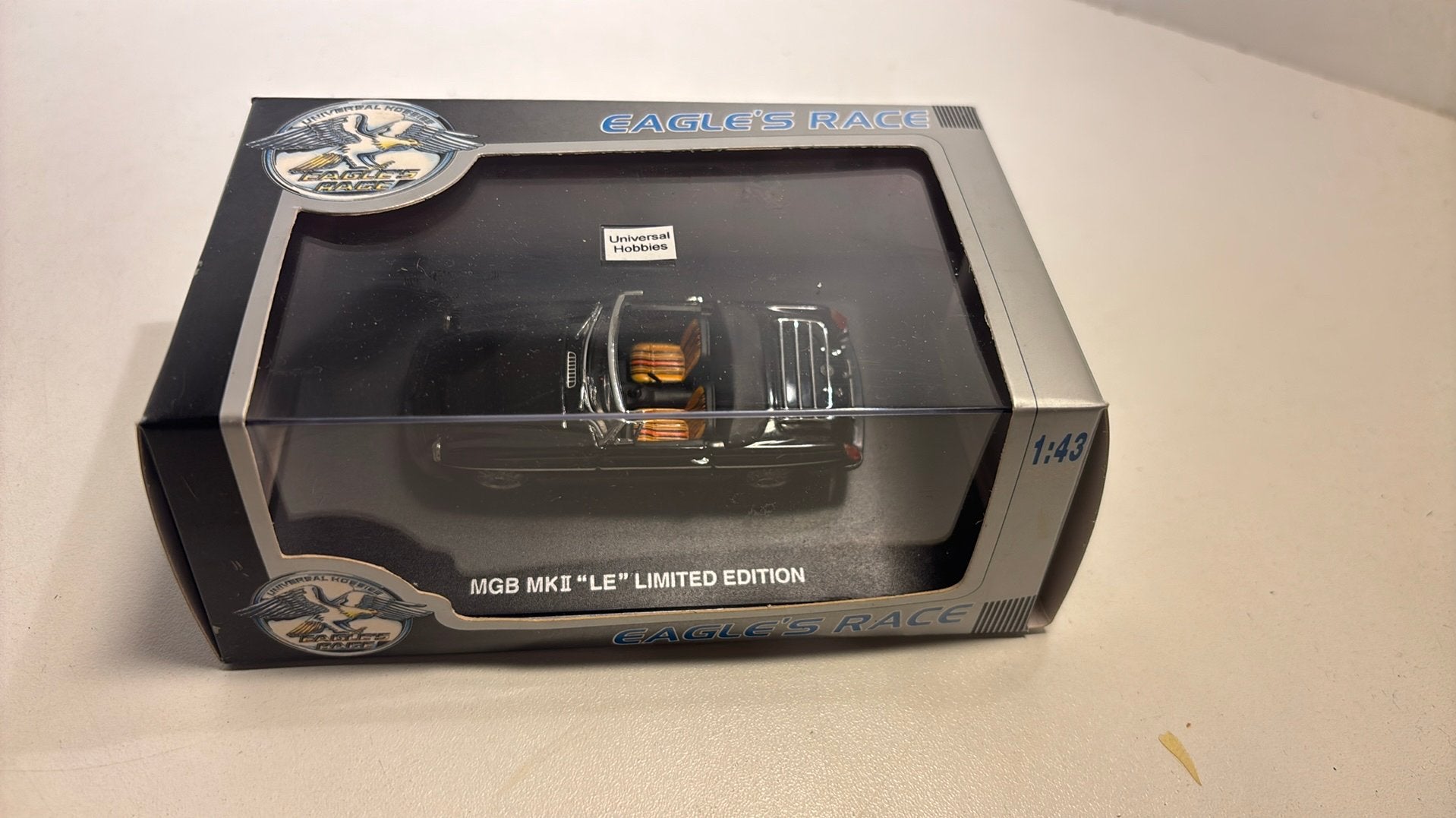 Mgb mk2 le universal hobbies 1.43, Auto, Ophalen of Verzenden, Universal Hobbies, A
