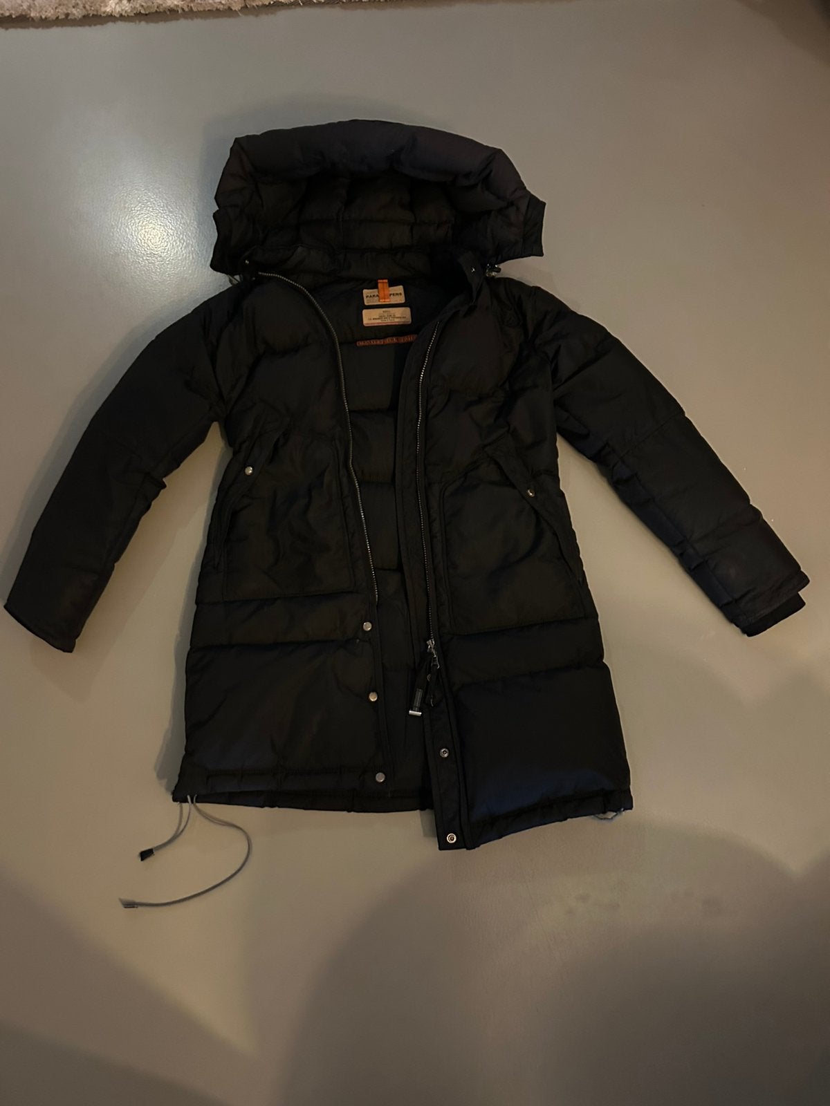 Mooie parajumper winter jas maat  xs/s, Kinderen en Baby's, Kinderkleding | Maat 176, Ophalen of Verzenden, Zo goed als nieuw