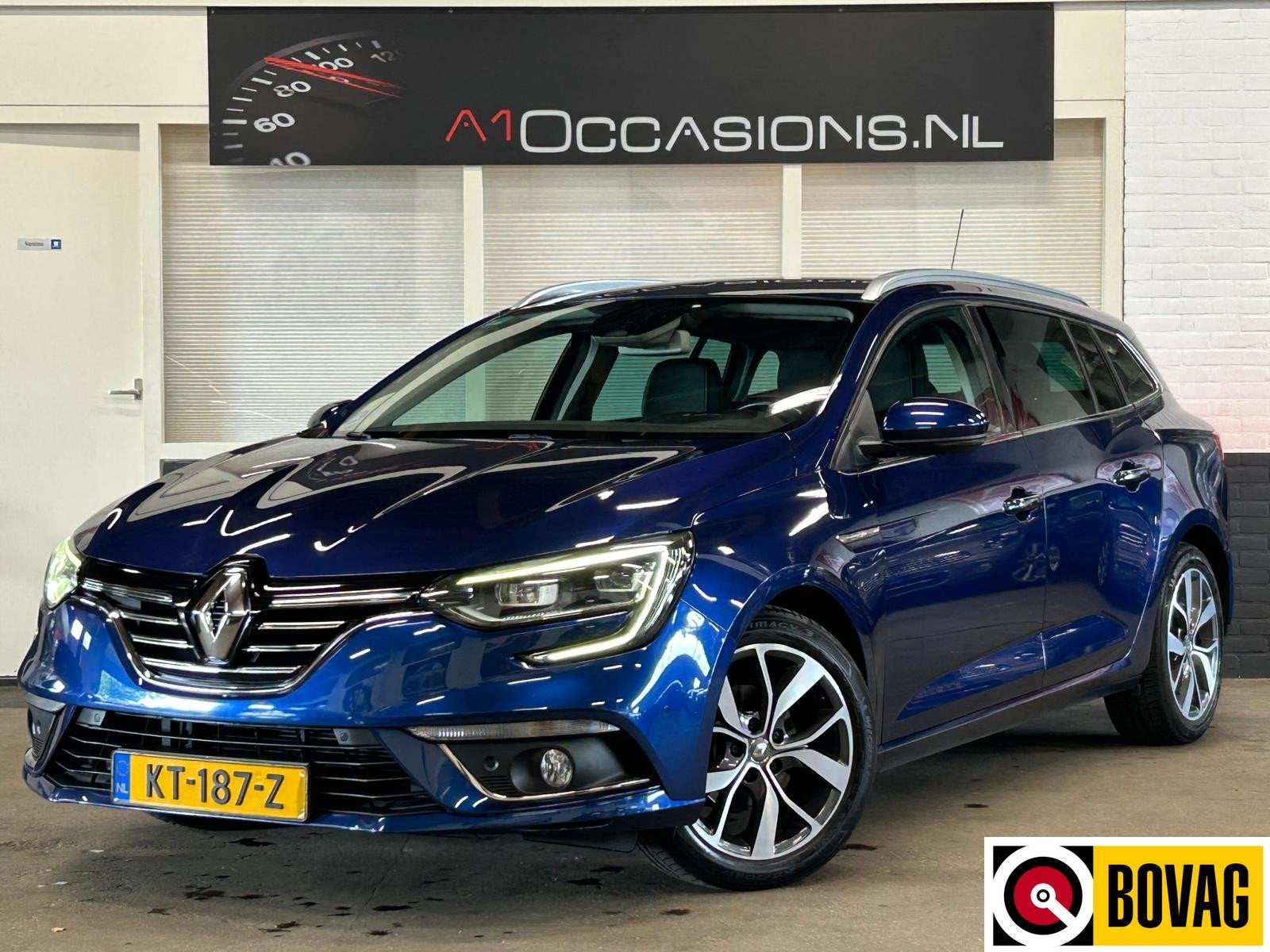 Renault Mégane Estate 1.2 TCe Bose + HALF STOF/LEDER + DEAL, Voorwielaandrijving, Gebruikt, 4 cilinders, Blauw