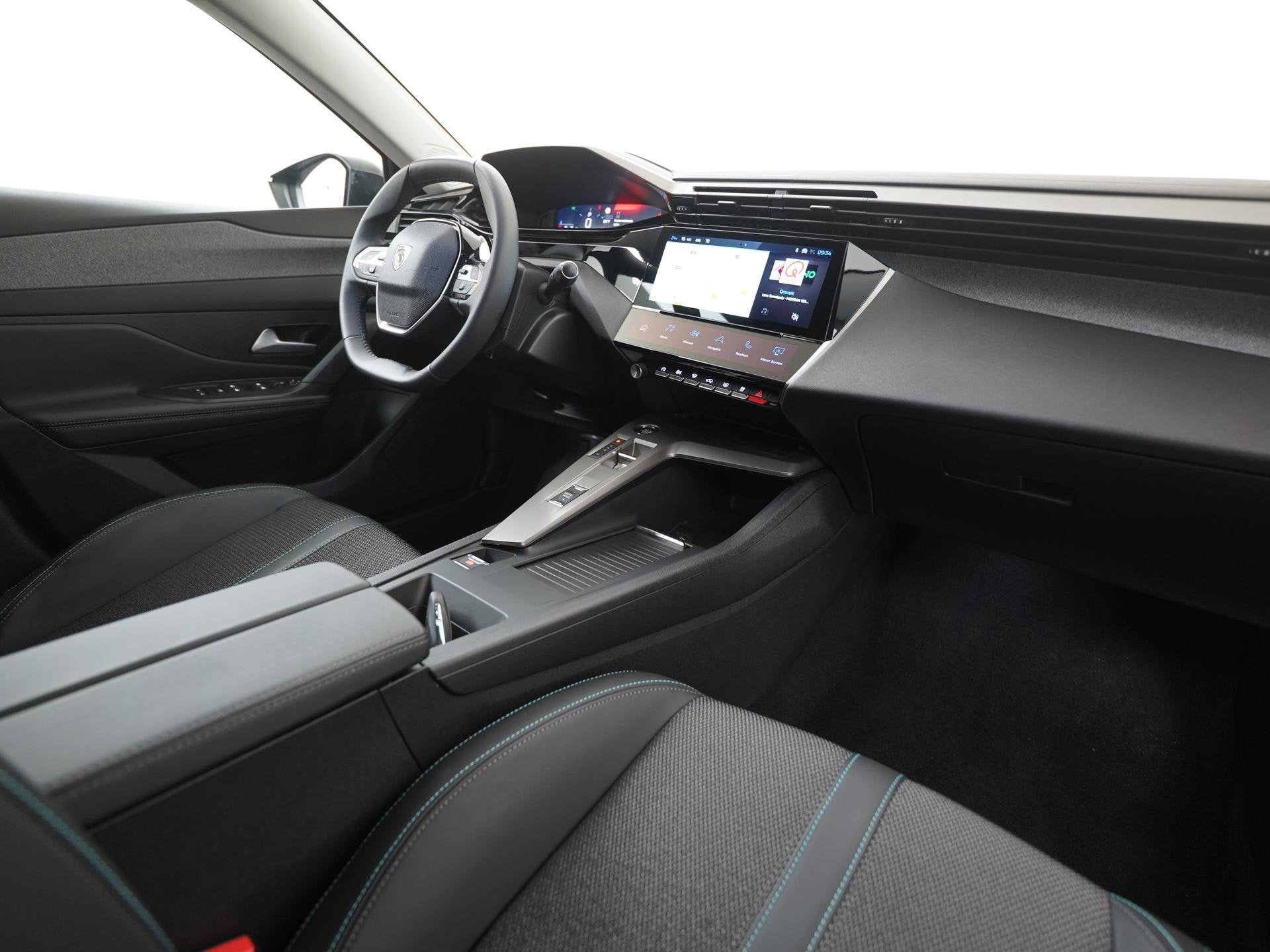 Peugeot 408 1.2 Hybrid 145 e-DCS6 Allure | 360 Camera | Bl, Auto's, Gebruikt, Euro 6, 1199 cc, Leder en Stof