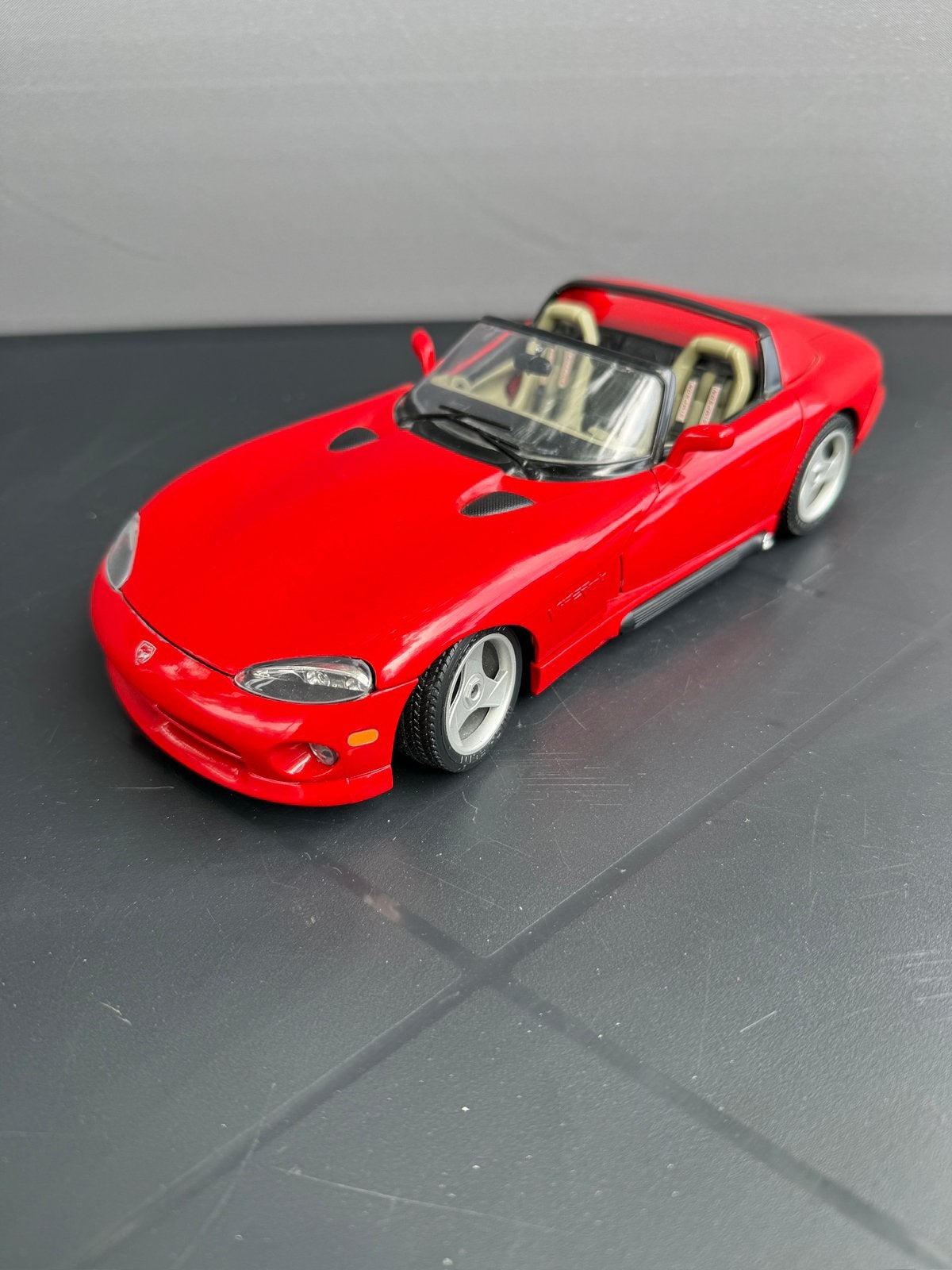 Dodge Viper RT/10 1/18 Bburago, Ophalen of Verzenden, Zo goed als nieuw