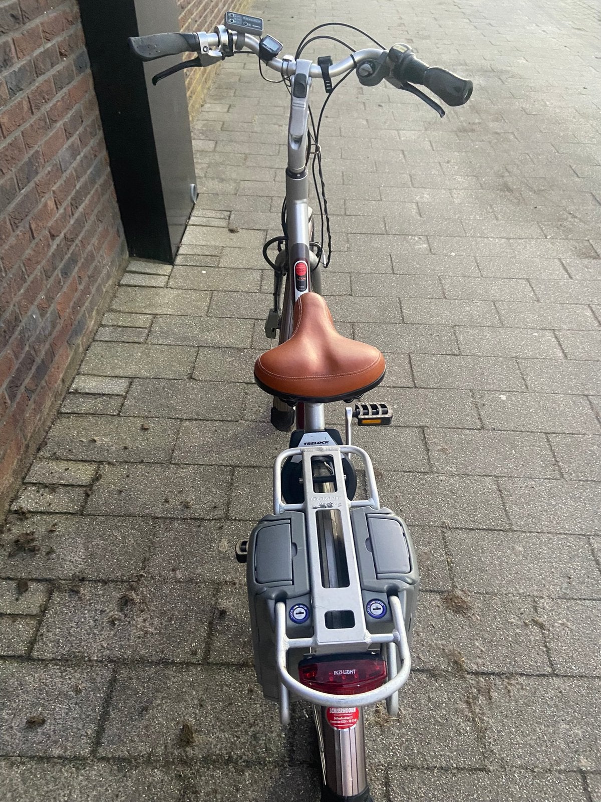 Elketrich fiets je kan 50 km rijden alleen heeft geen lader, Ophalen, Zo goed als nieuw