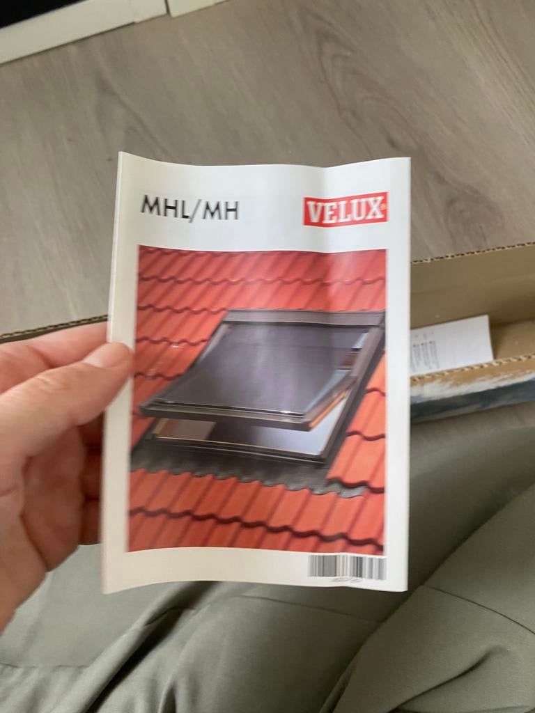 Velux zonwering voor type MHL/ML, Ophalen, Zo goed als nieuw, Minder dan 100 cm