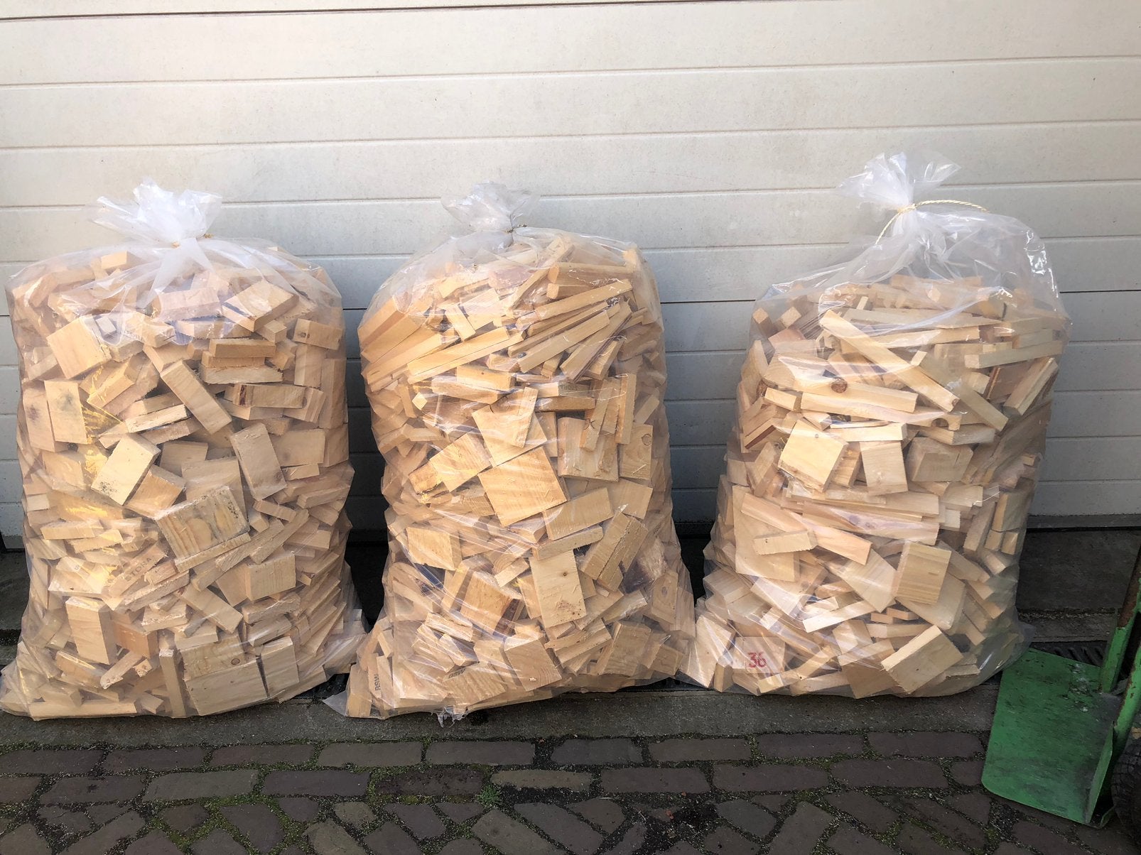grote zakken droog aanmaakhout 50- 60 kg, Tuin en Terras, Minder dan 3 m³, Ophalen, Overige houtsoorten
