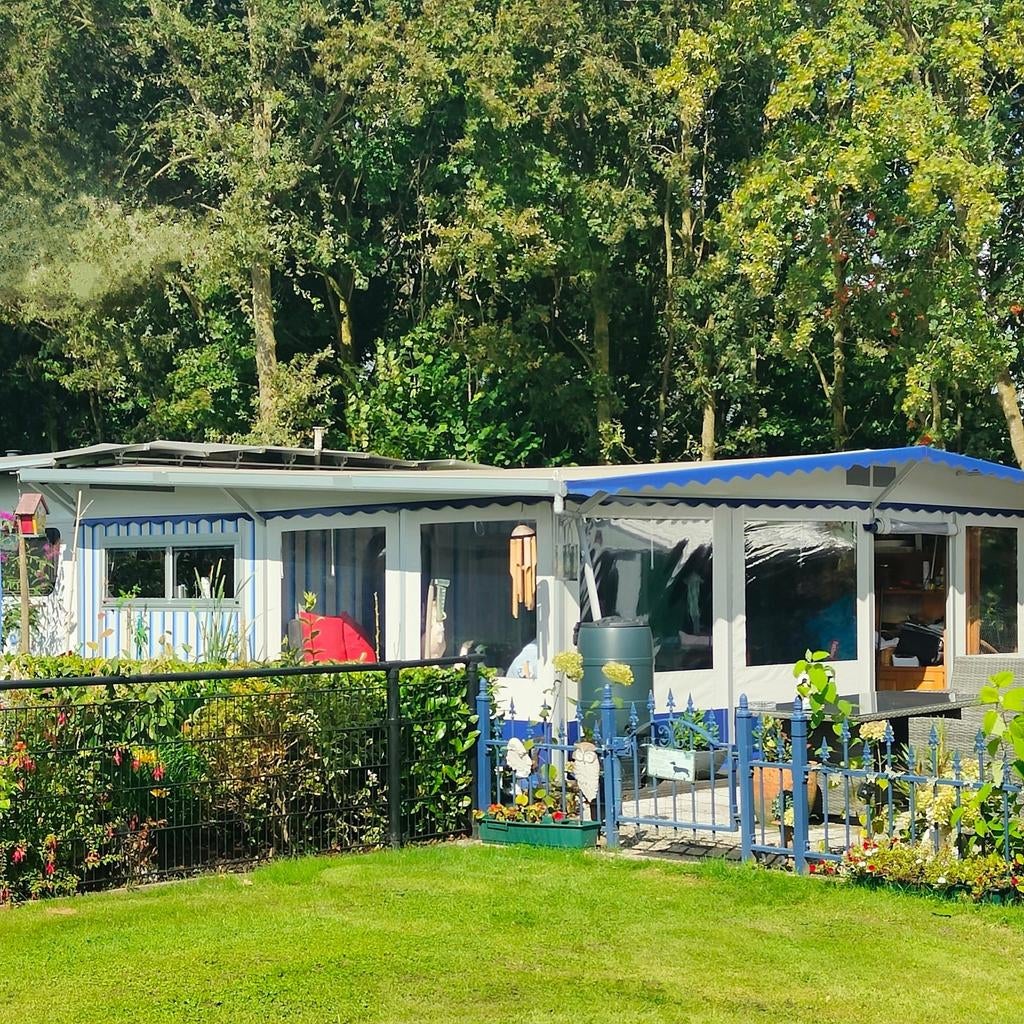 Knaus Sport 450 FU Ben Eilers winter vastevoortent, luifel, Caravans en Kamperen, Caravans, Particulier, tot en met 4, Rondzit