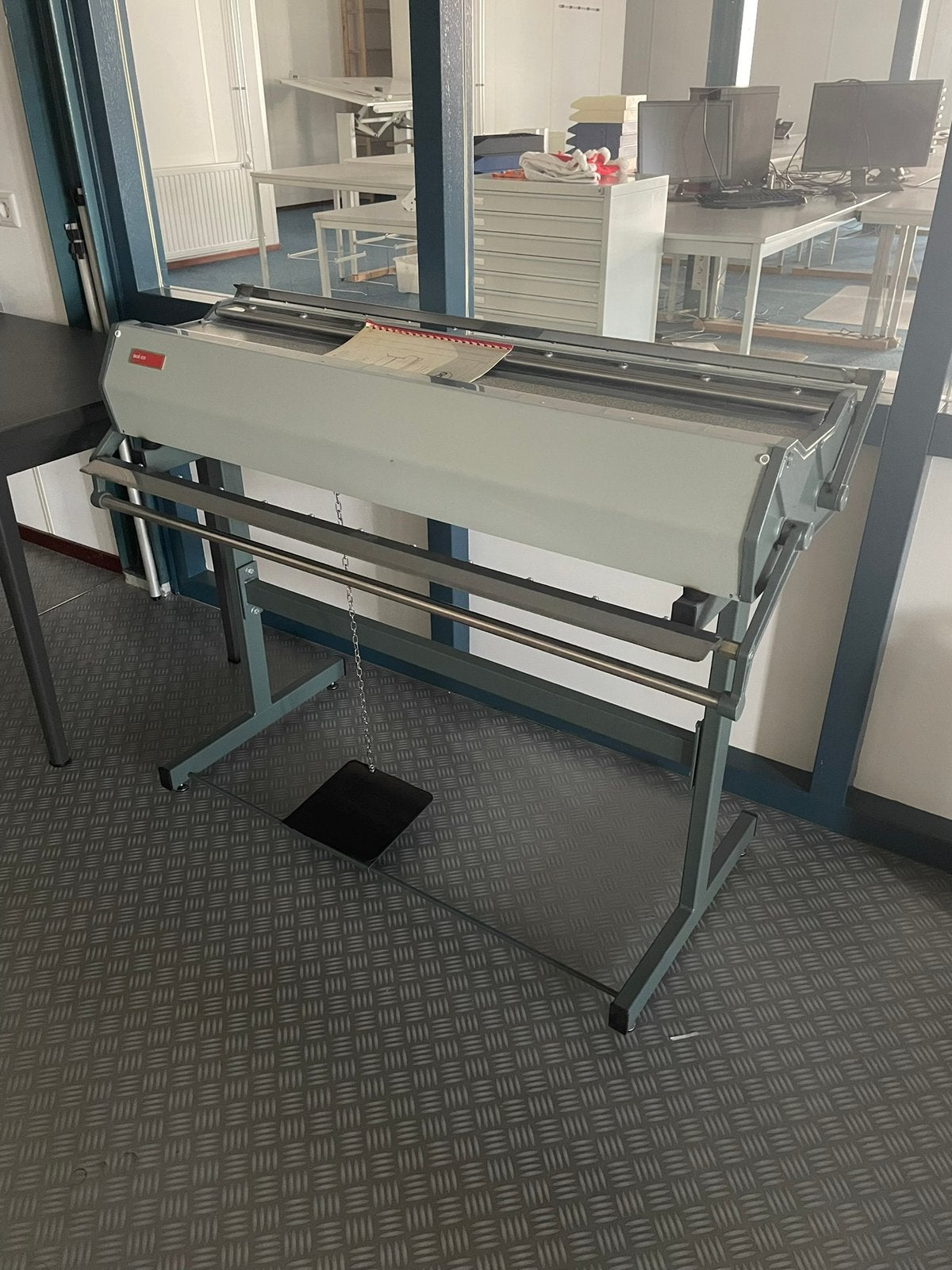 Vouwmachine, Doe-het-zelf en Verbouw, Tekentafels, Ophalen, Gebruikt, Minder dan 130 cm