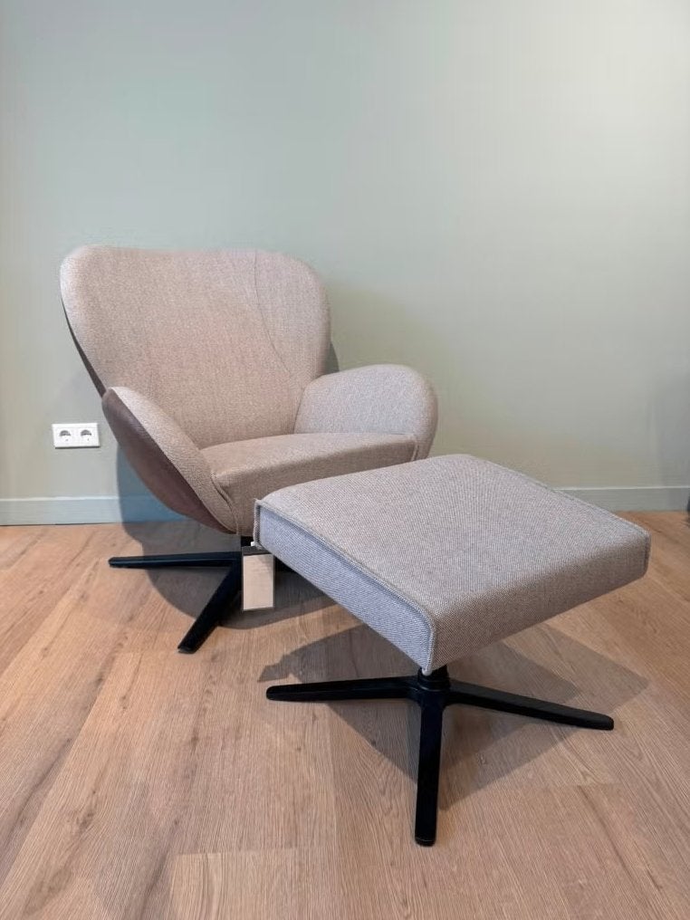 Bree's New World Legendary Fauteuil + Hocker, Huis en Inrichting, Fauteuils, Ophalen, Leer, 75 tot 100 cm, Zo goed als nieuw