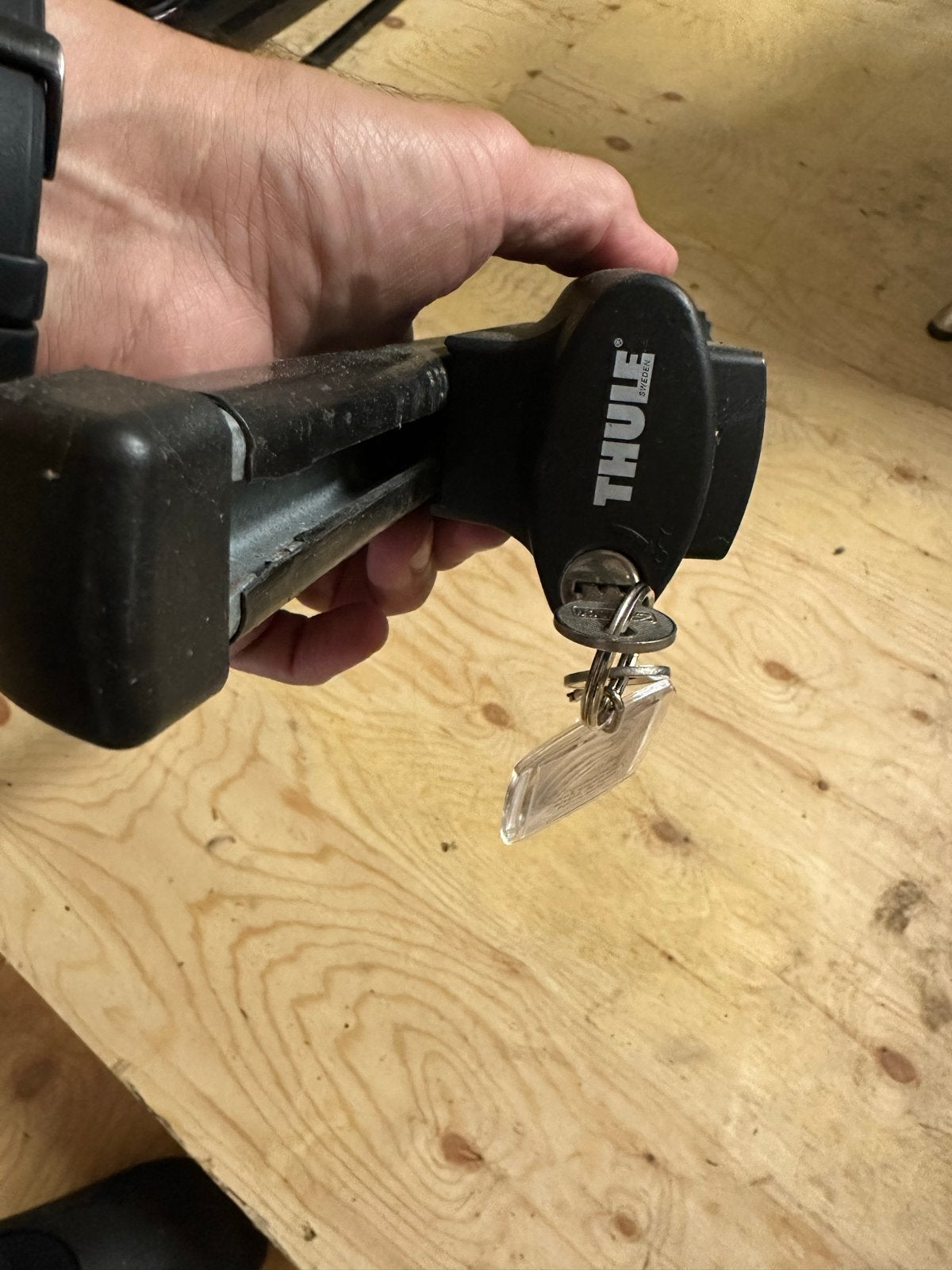 Thule dakdrager met sleutels, Ophalen of Verzenden, Gebruikt