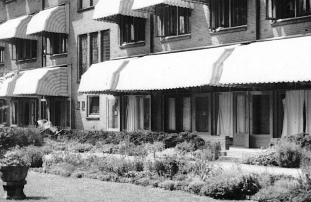 939545 Leiden 1950 ziekenhuis Diaconessenhuis Onbeschreven, Ophalen of Verzenden, 1940 tot 1960, Ongelopen, Zuid-Holland